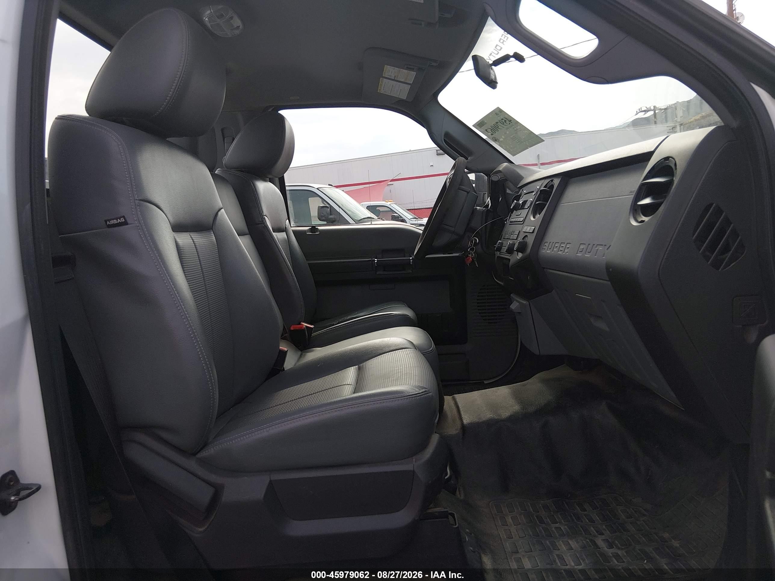 2015 Ford F-250 Xl Белый vin: 1FDBF2ATXFEA14569