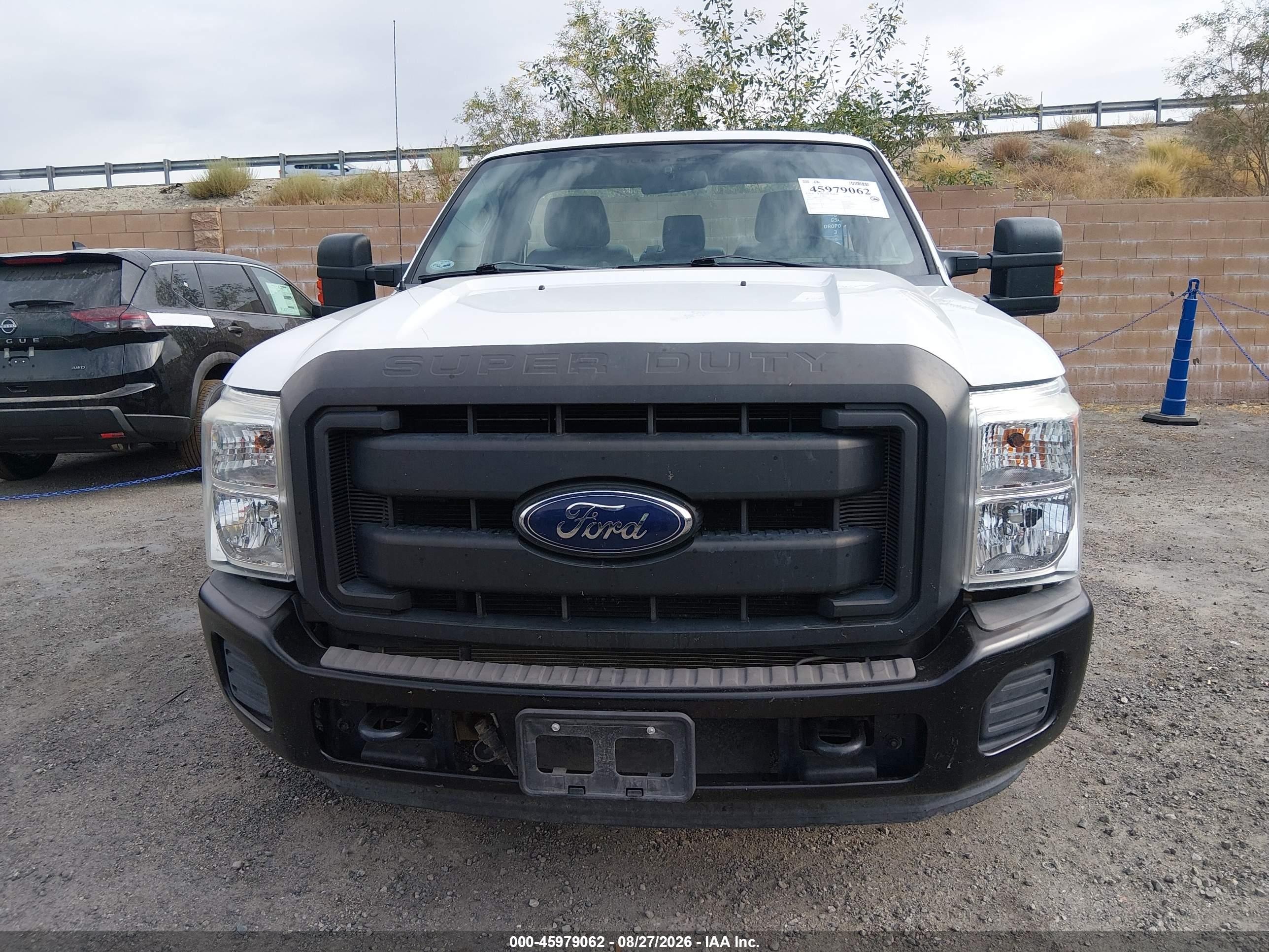 2015 Ford F-250 Xl Белый vin: 1FDBF2ATXFEA14569