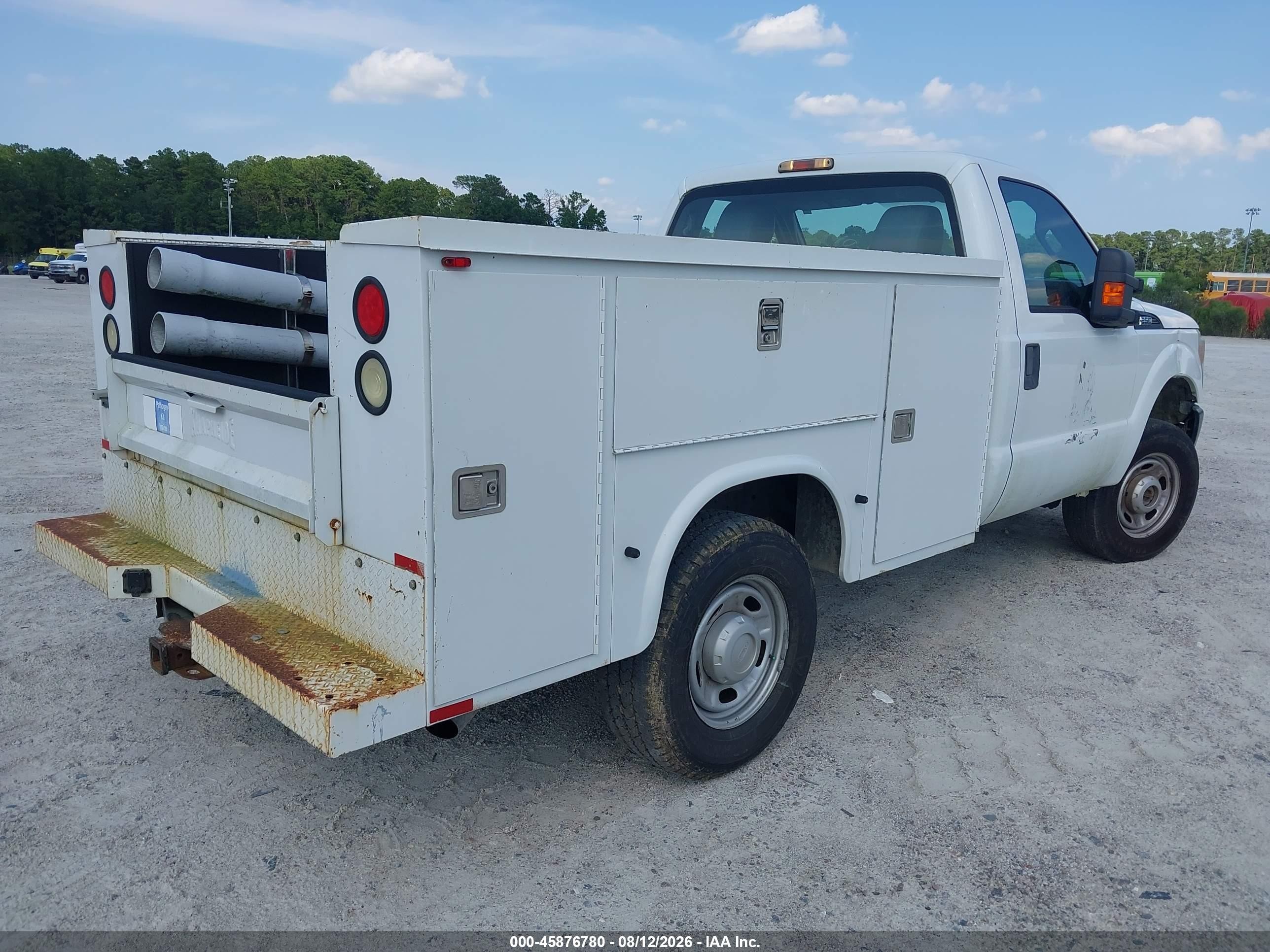 2013 Ford F-250 Xl White vin: 1FDBF2B61DEA18578