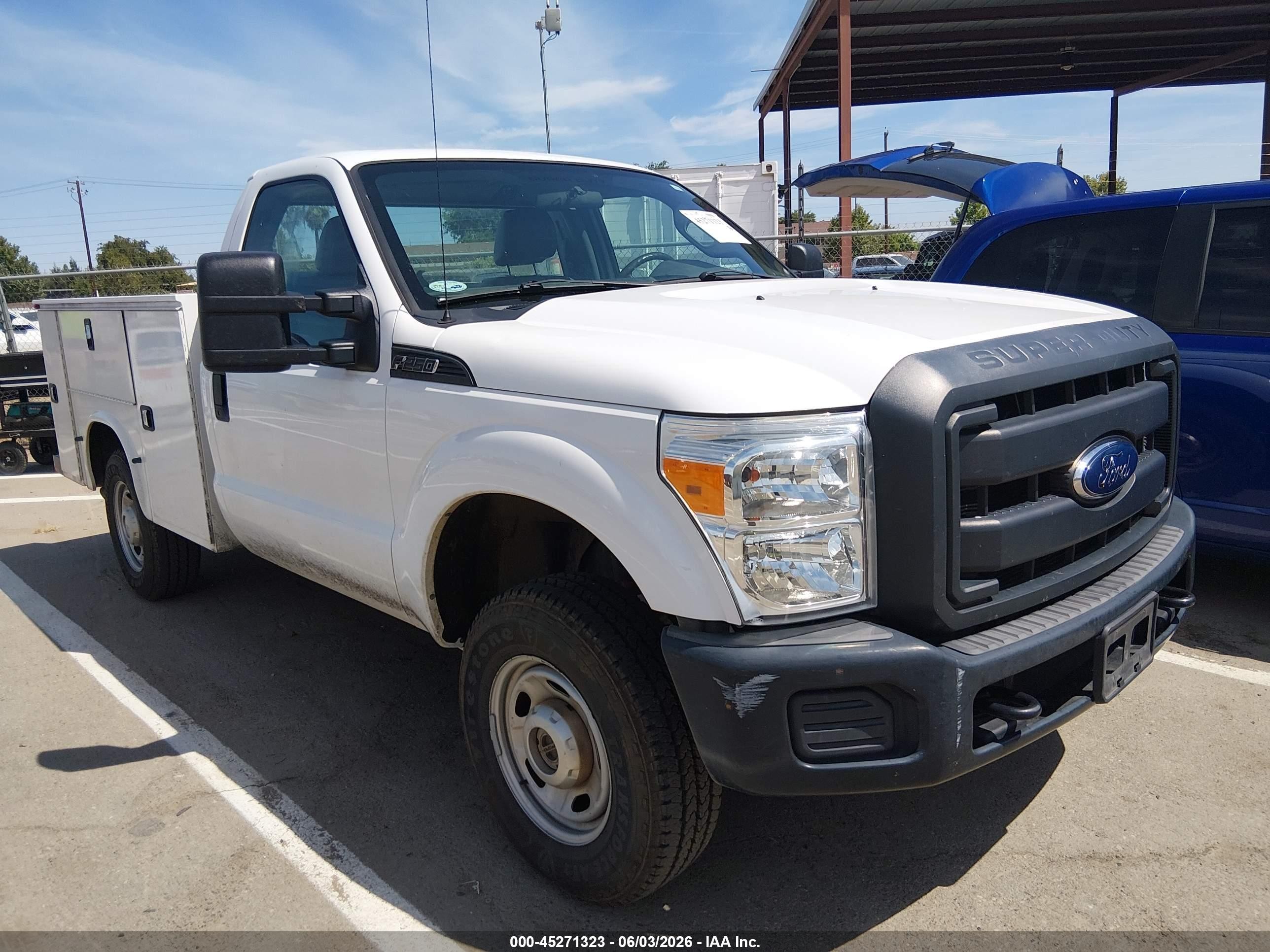 2015 Ford F-250 Xl White vin: 1FDBF2B61FEA84051