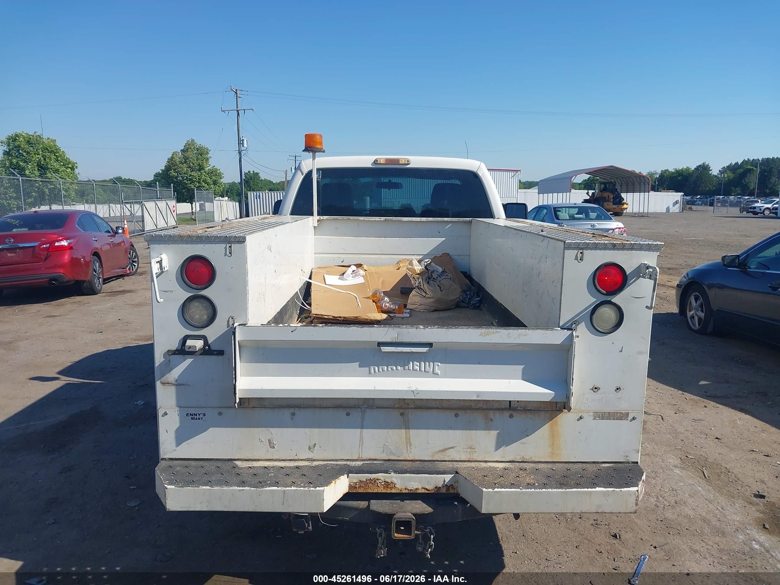 2015 Ford F-250   White vin: 1FDBF2B62FEC71699