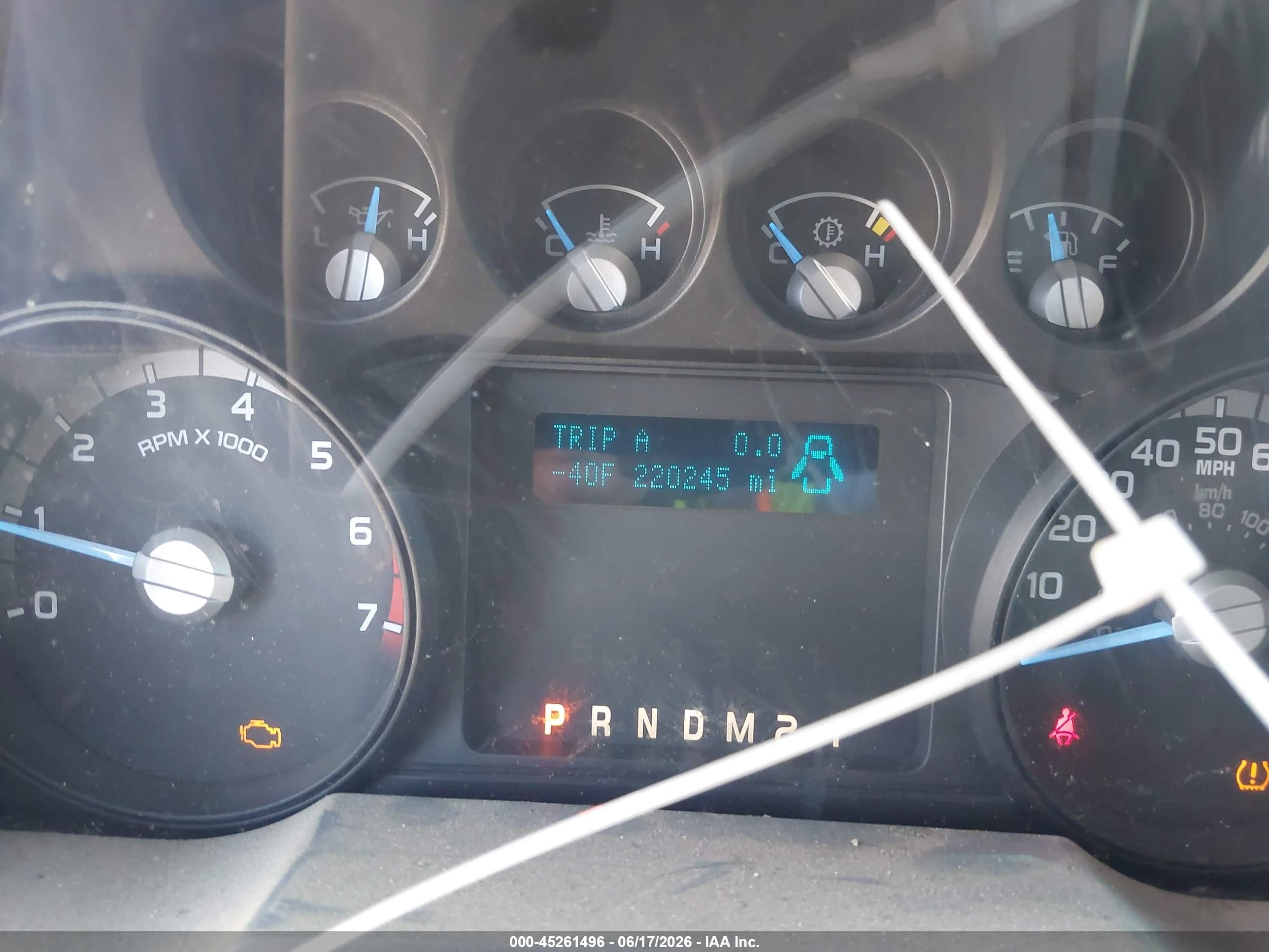 2015 Ford F-250   White vin: 1FDBF2B62FEC71699