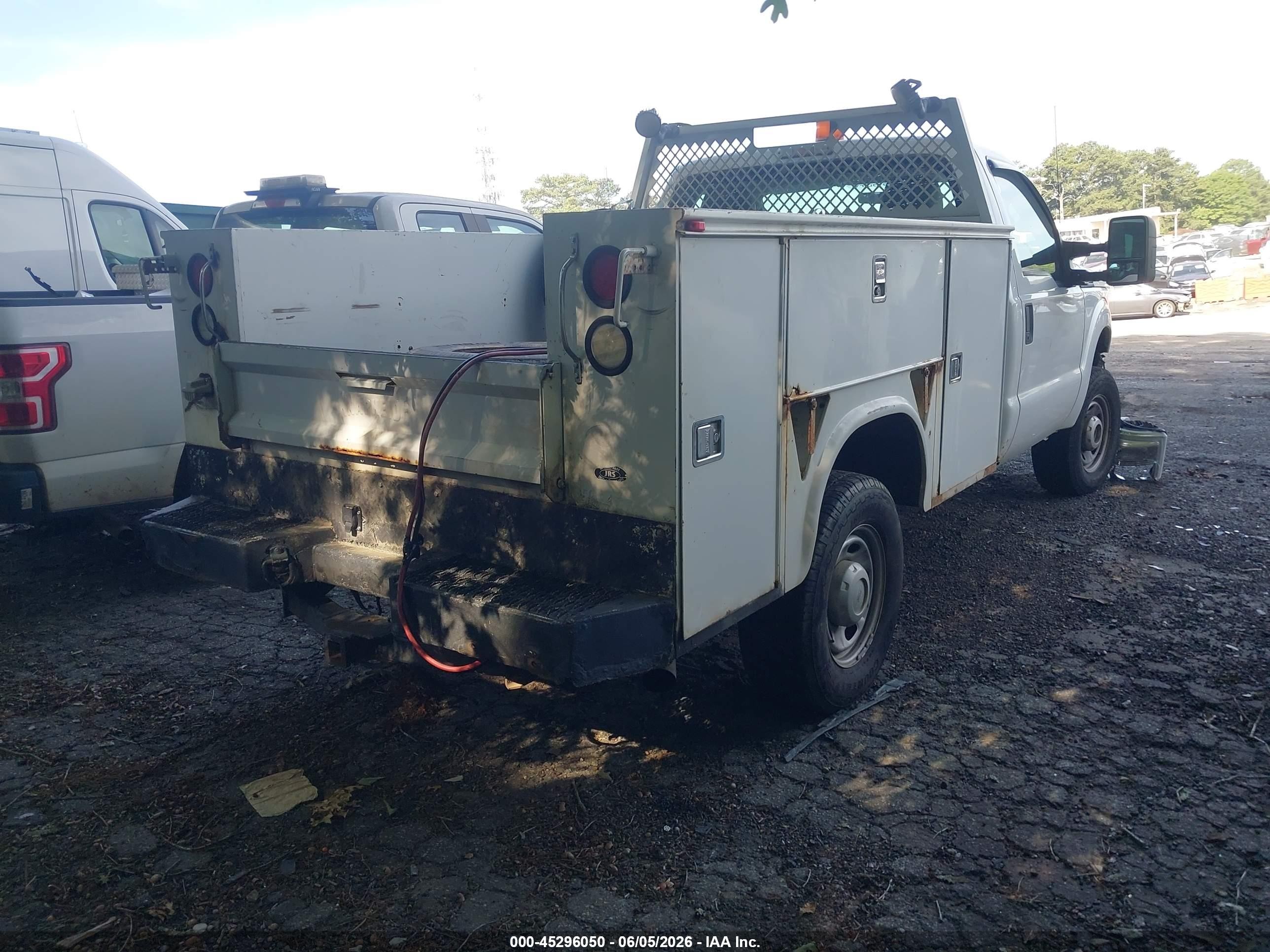 2012 Ford F-250 Xl White vin: 1FDBF2B63CEC50856
