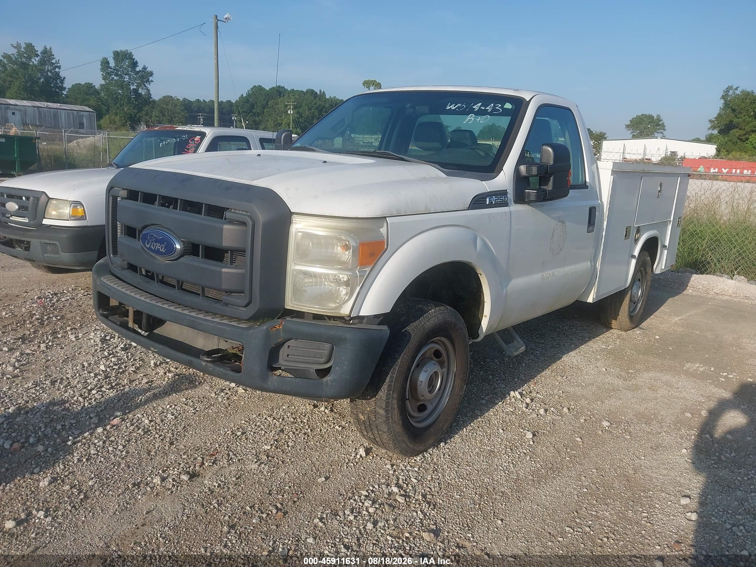 2014 Ford F-250 Xl White vin: 1FDBF2B64EEA49258