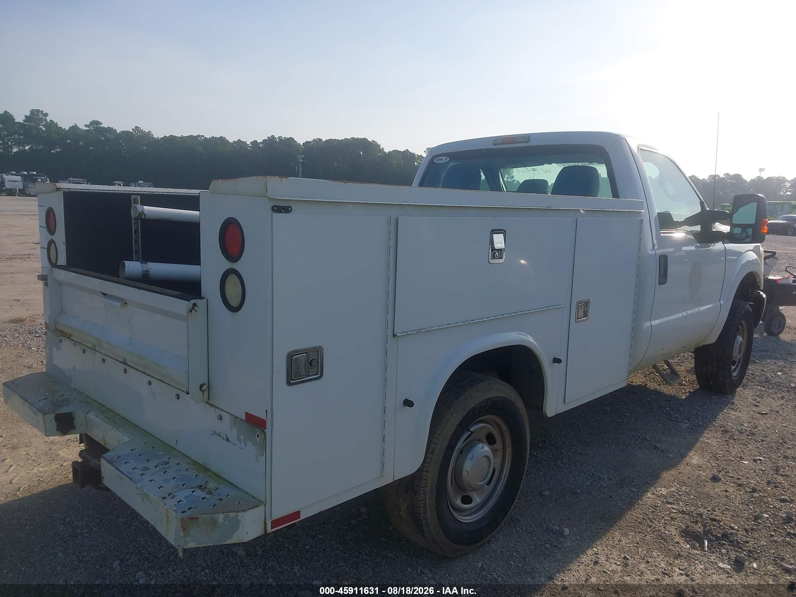 2014 Ford F-250 Xl White vin: 1FDBF2B64EEA49258
