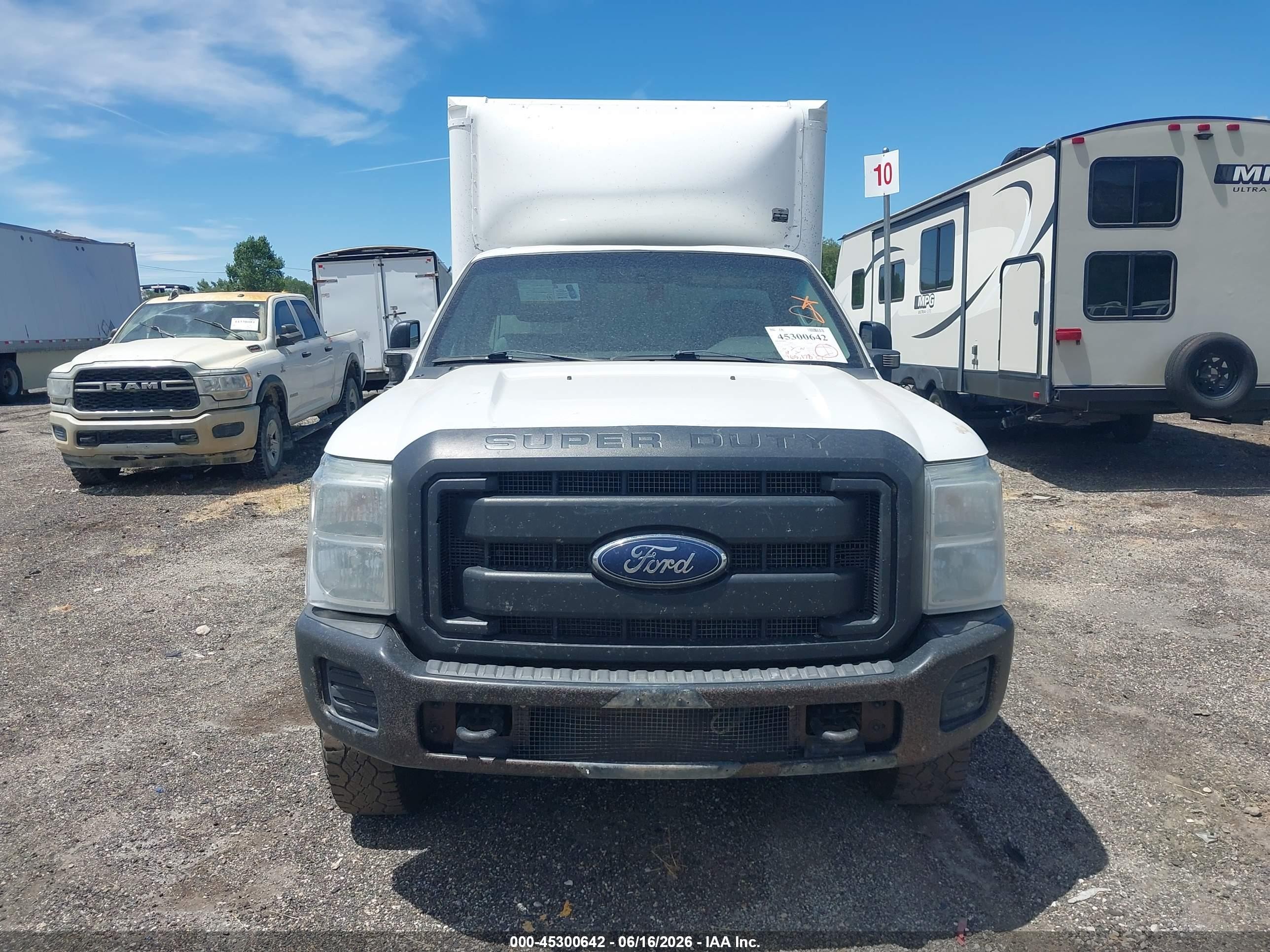 2015 Ford F-250 Xl White vin: 1FDBF2B67FEA47599