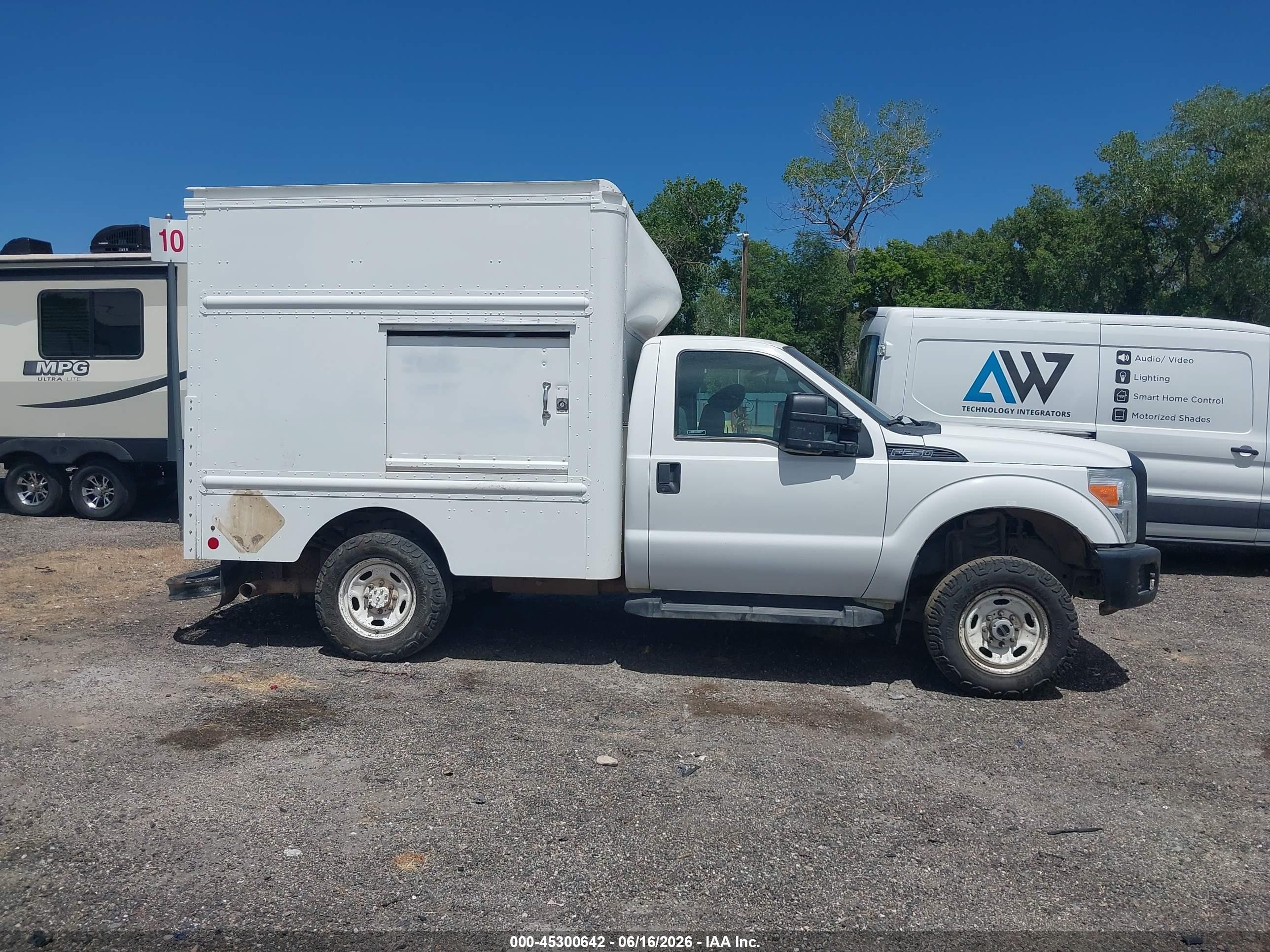 2015 Ford F-250 Xl White vin: 1FDBF2B67FEA47599