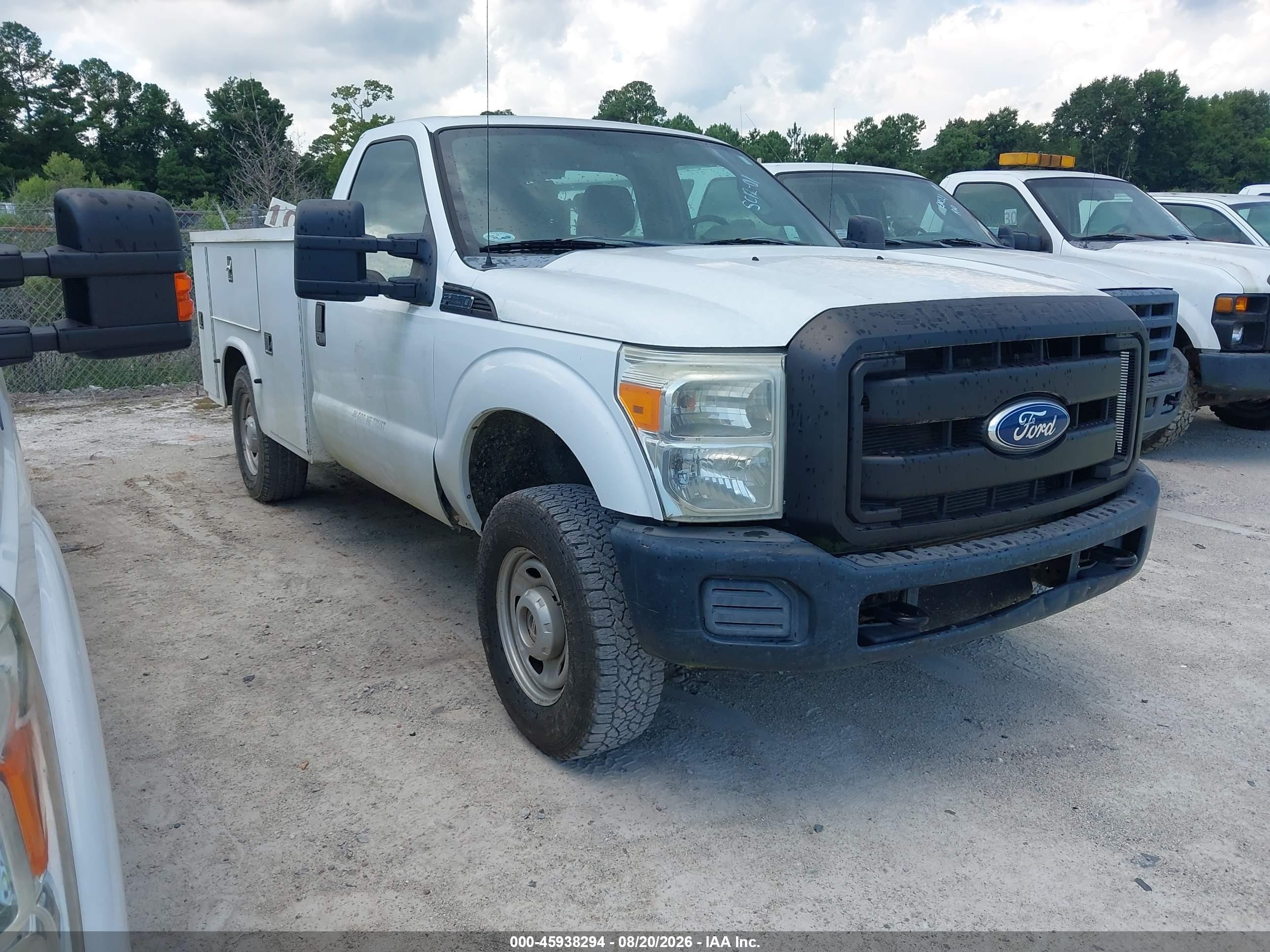 2012 Ford F-250 Xl Белый vin: 1FDBF2B68CEA29835