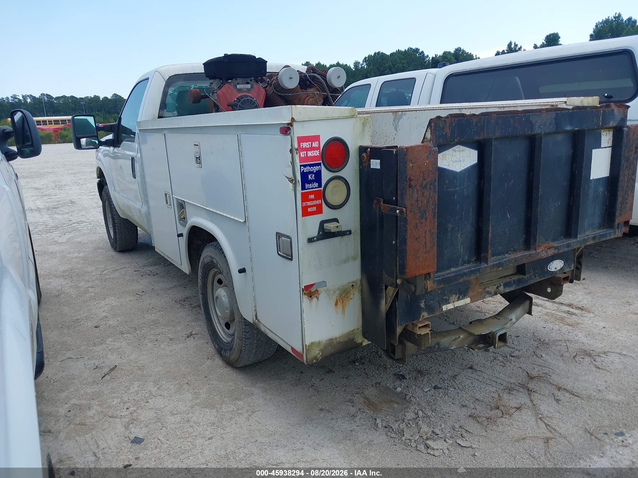 2012 Ford F-250 Xl Белый vin: 1FDBF2B68CEA29835