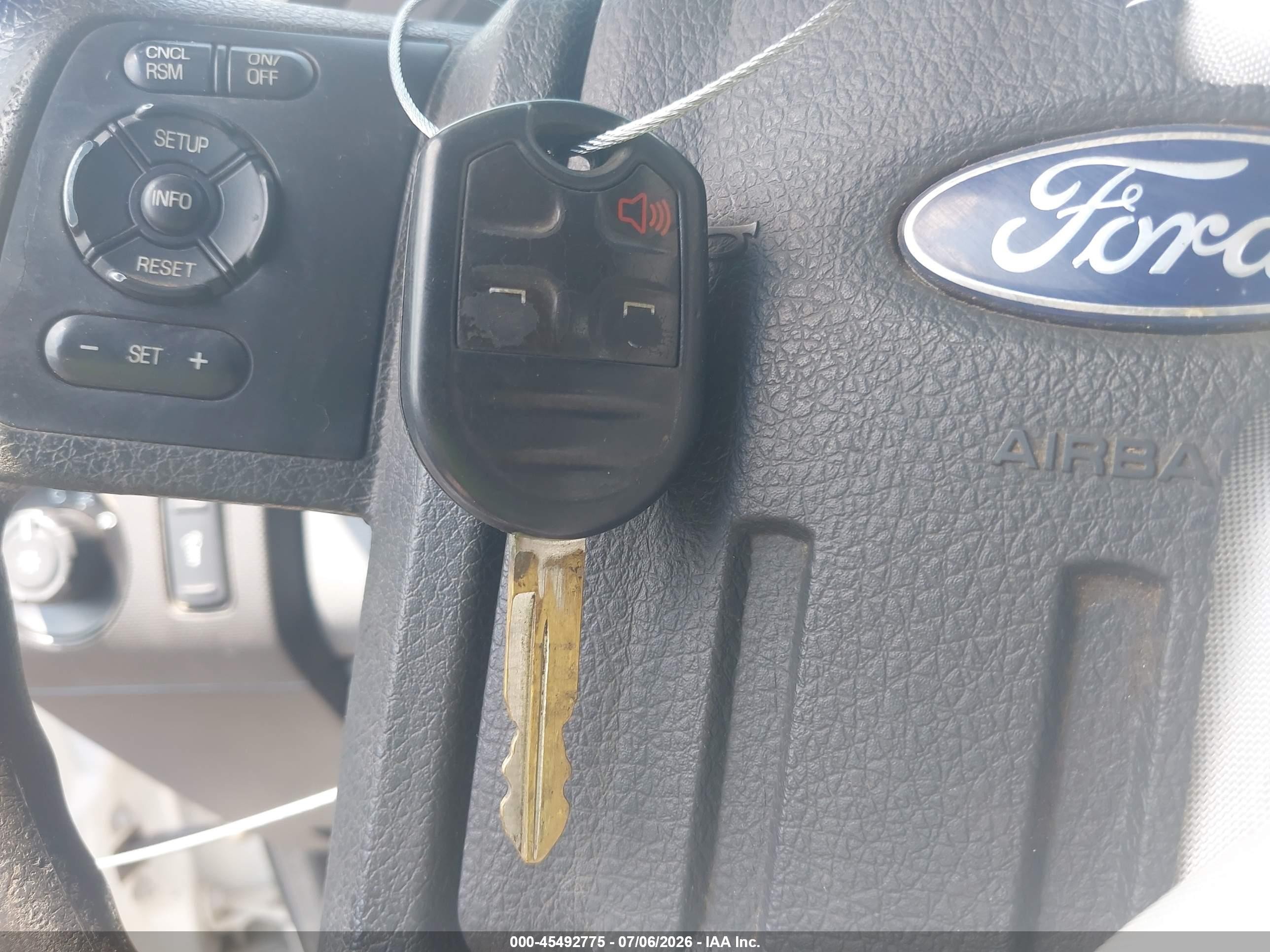 2015 Ford F-250 Xl/xlt Белый vin: 1FDBF2B68FED73119