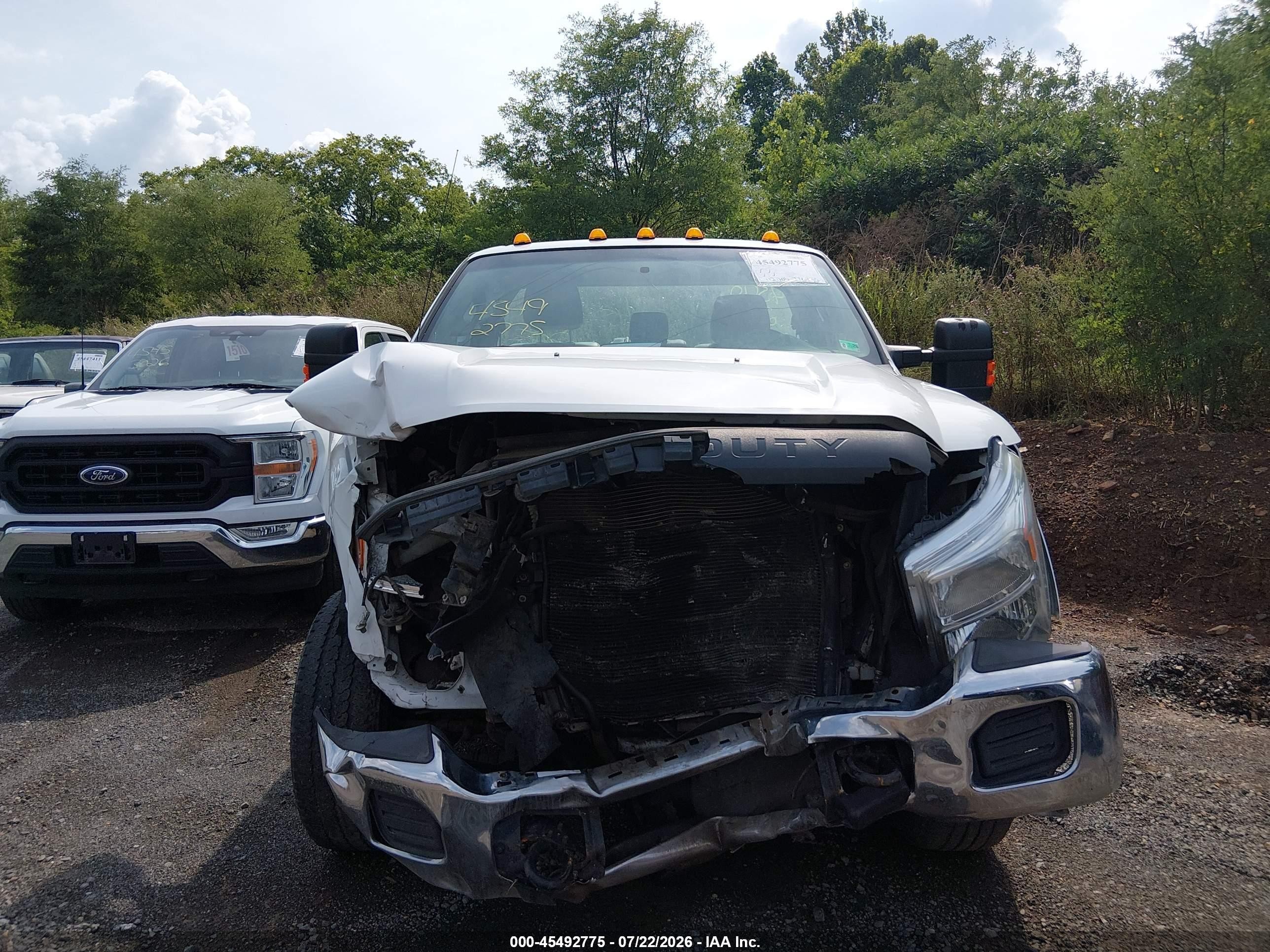2015 Ford F-250 Xl/xlt Белый vin: 1FDBF2B68FED73119