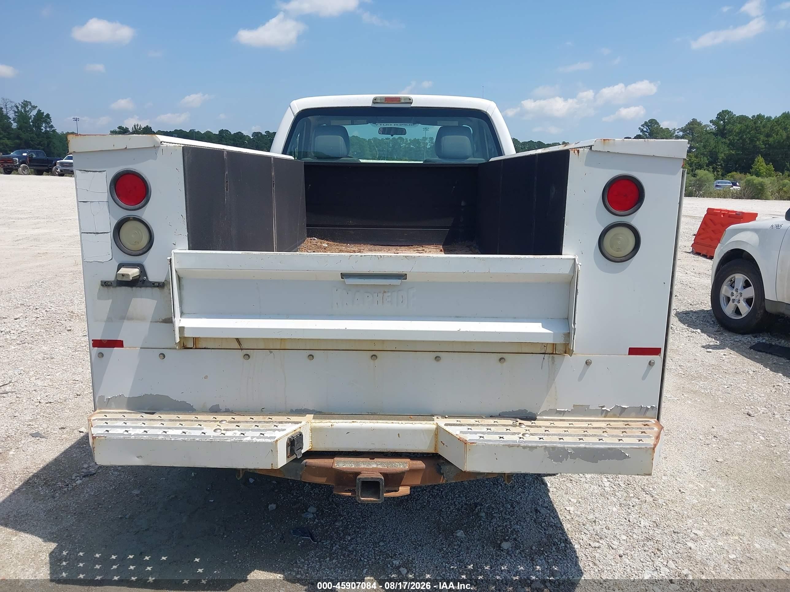 2014 Ford F-250 Xl White vin: 1FDBF2B69EEA49255