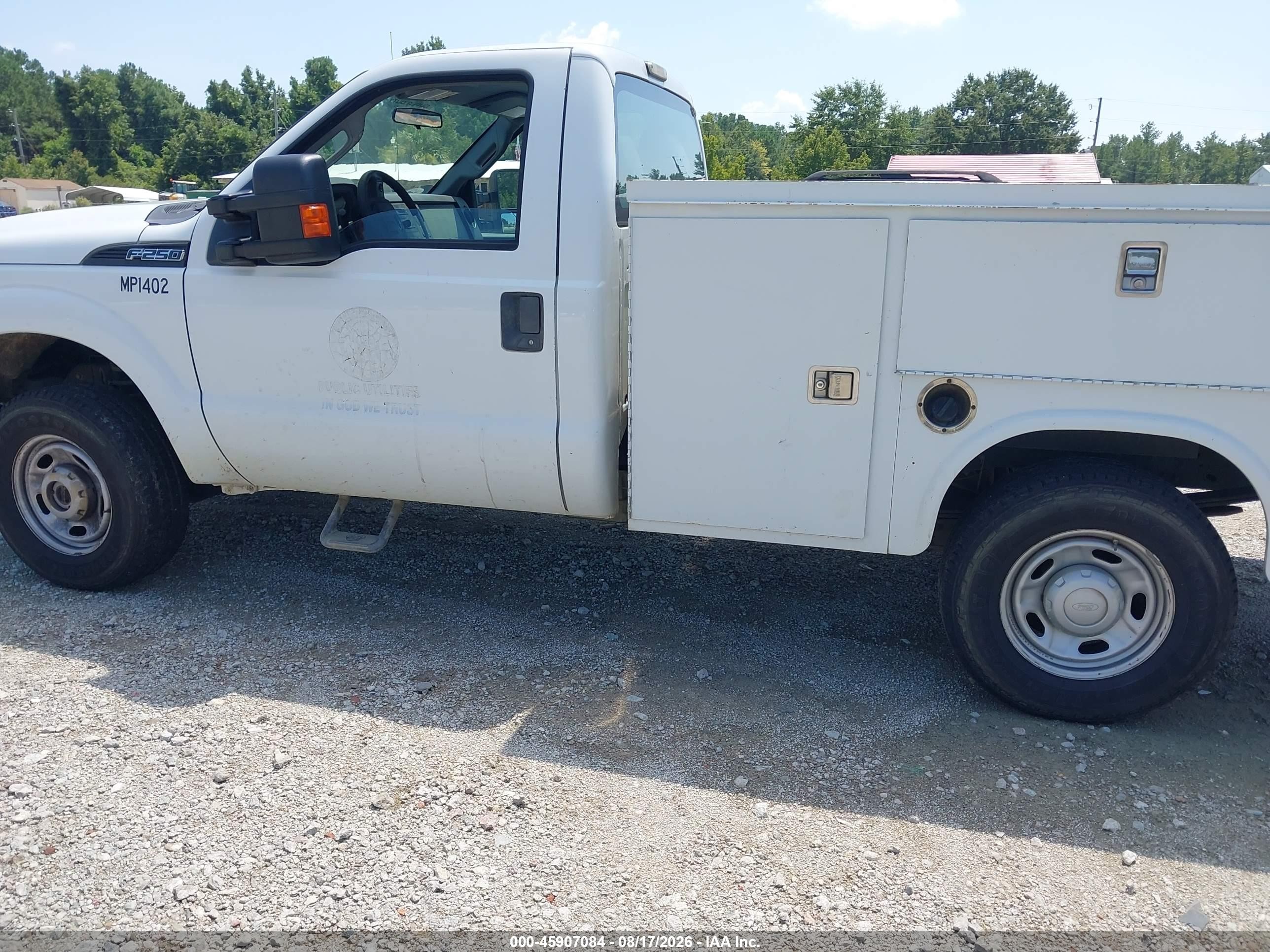 2014 Ford F-250 Xl White vin: 1FDBF2B69EEA49255