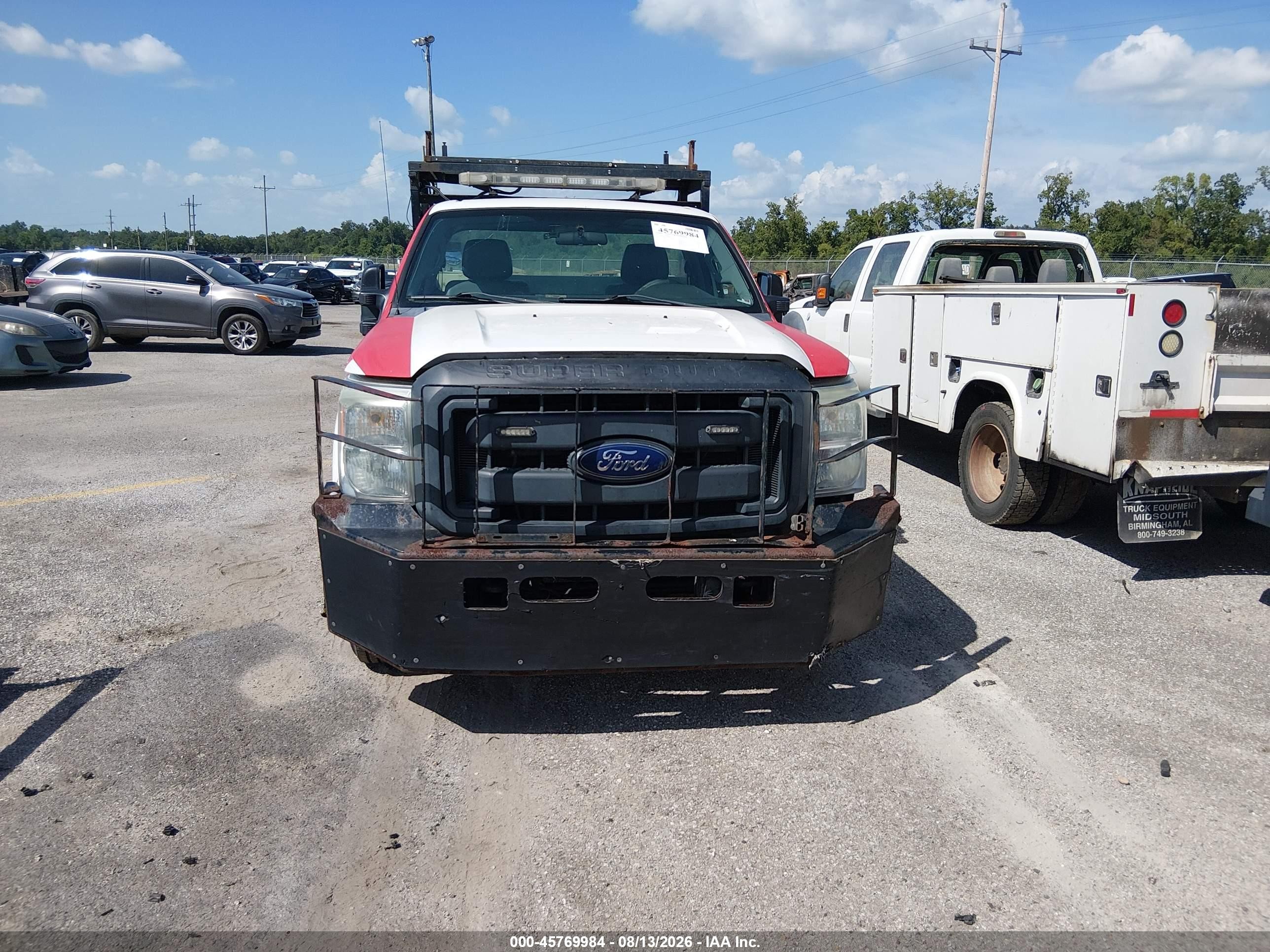 2015 Ford F-250 Xl White vin: 1FDBF2BTXFEC28038