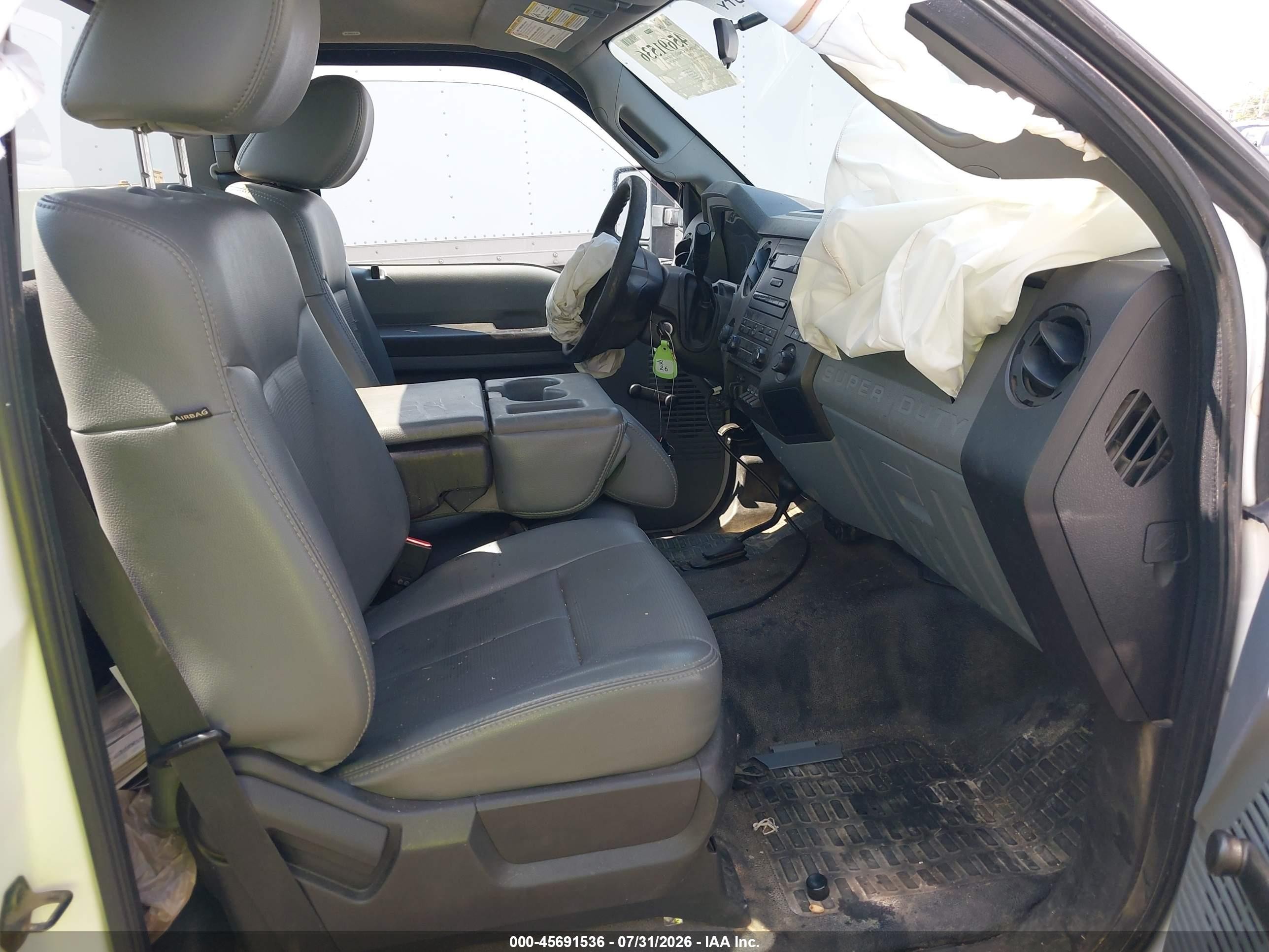 2011 Ford Super Duty F-350 Srw Xl White vin: 1FDBF3B62BEA88173