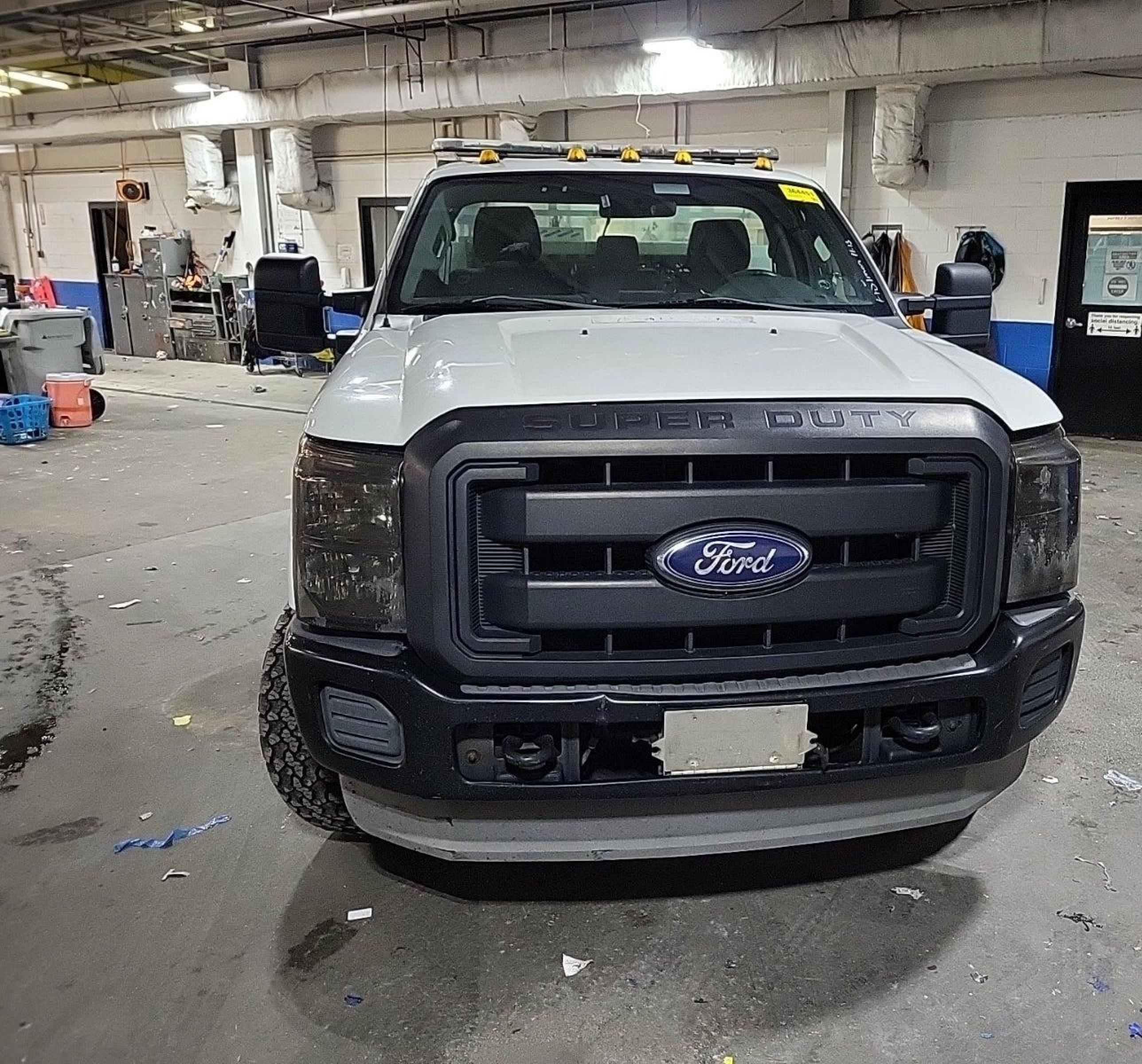 2011 Ford F-350 Chassis Xl vin: 1FDBF3F65BEC36293