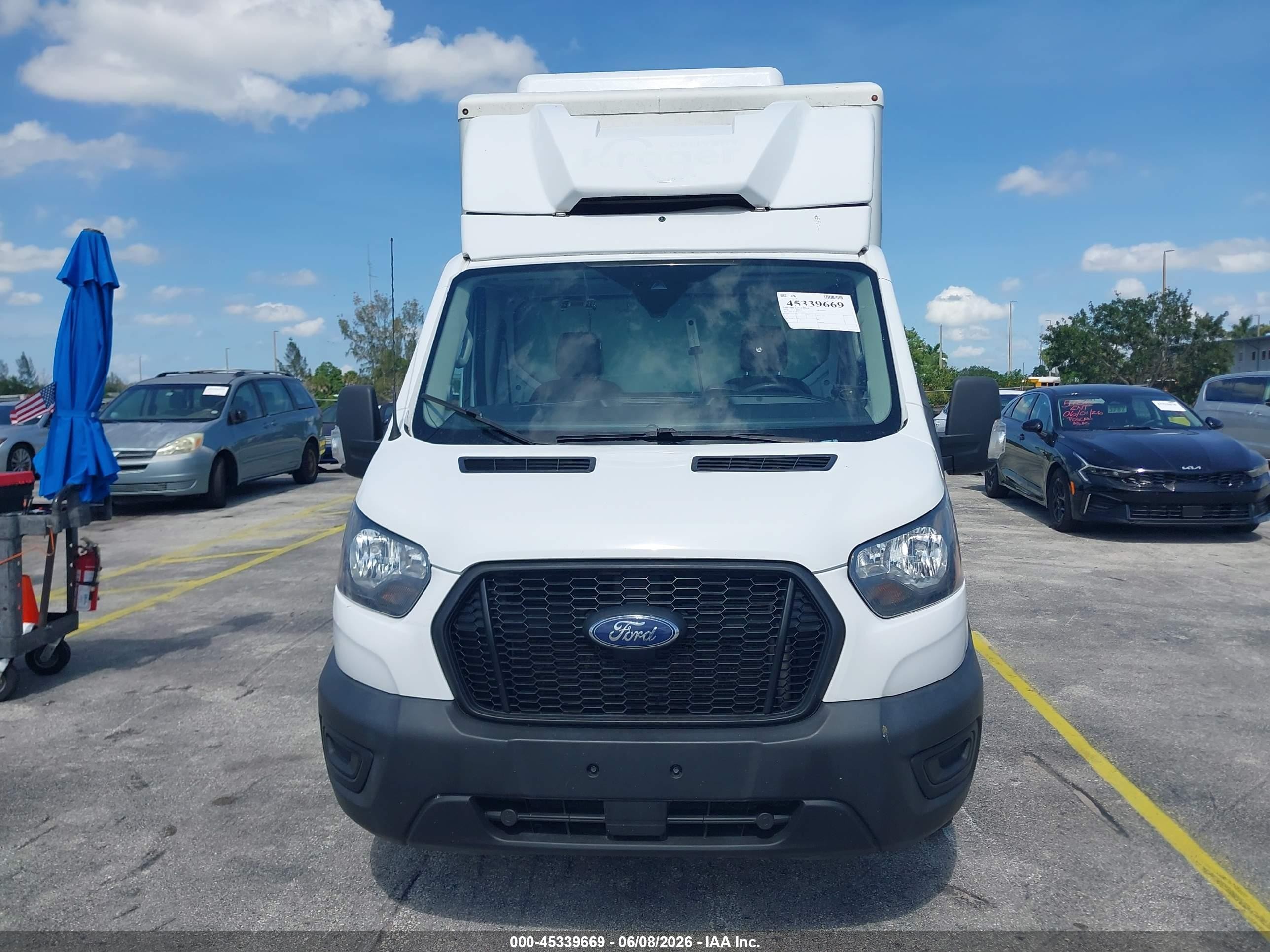2022 Ford Transit-350 Cab   White vin: 1FDBW5Z83NKA20229