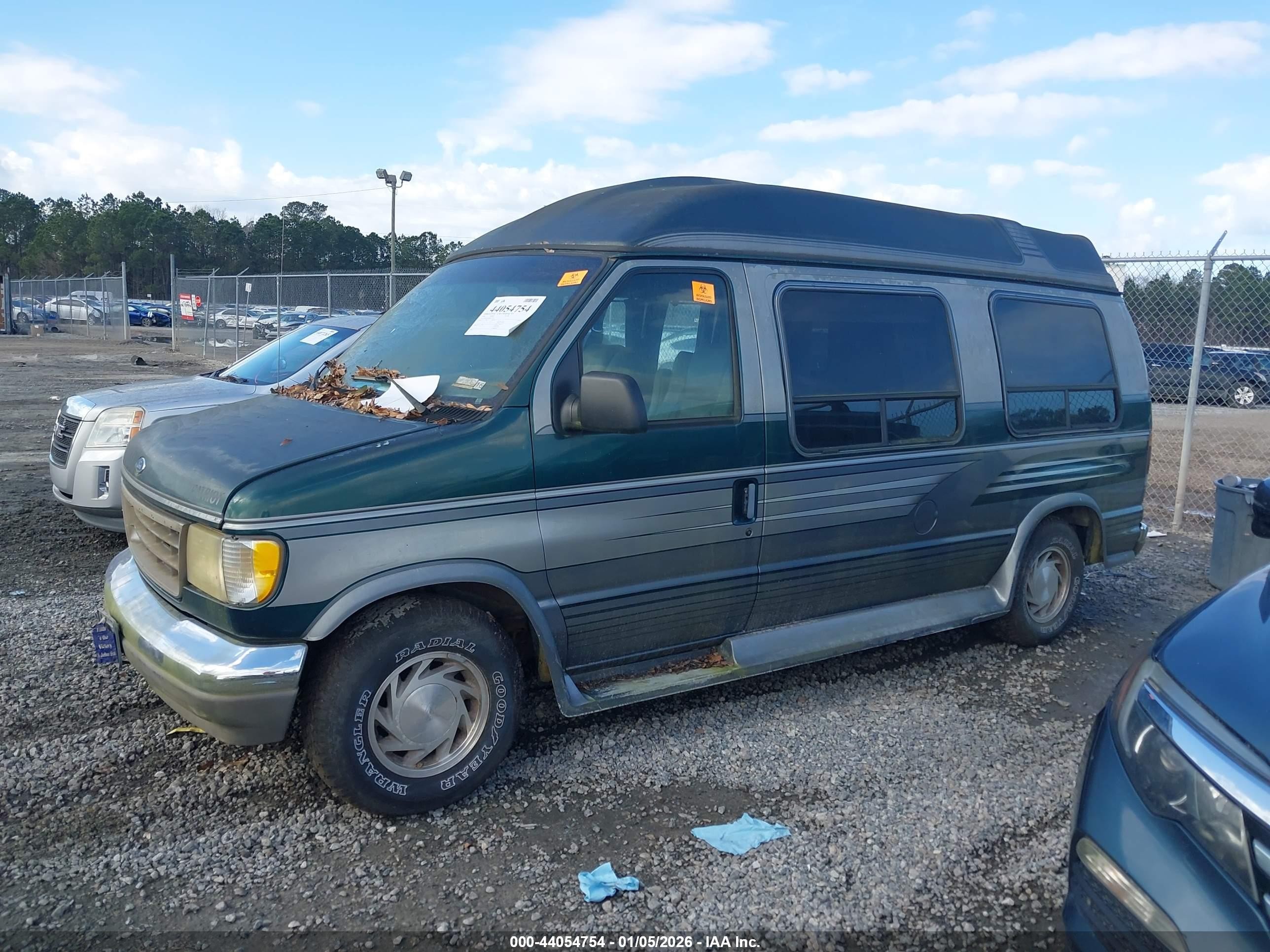 1994 Ford E-150 E150 Van Green vin: 1FDDE14N0RHC13737