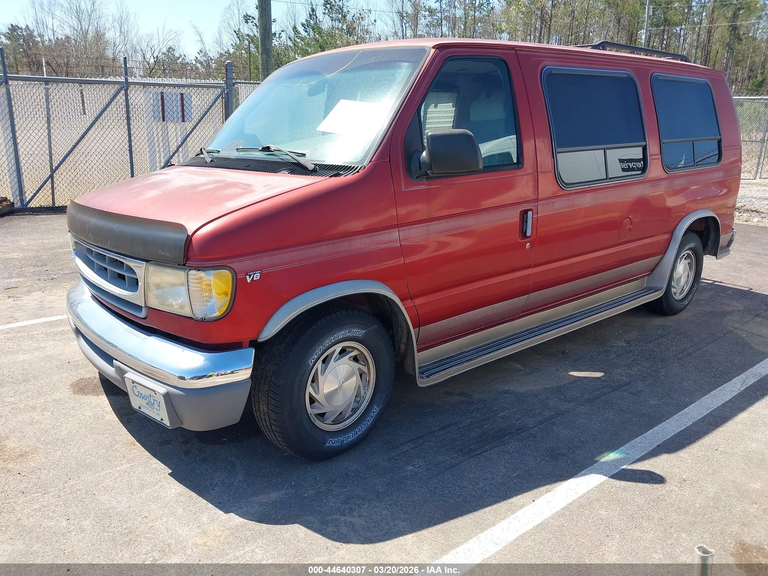 1997 Ford E-150   Red vin: 1FDEE1453VHA41562