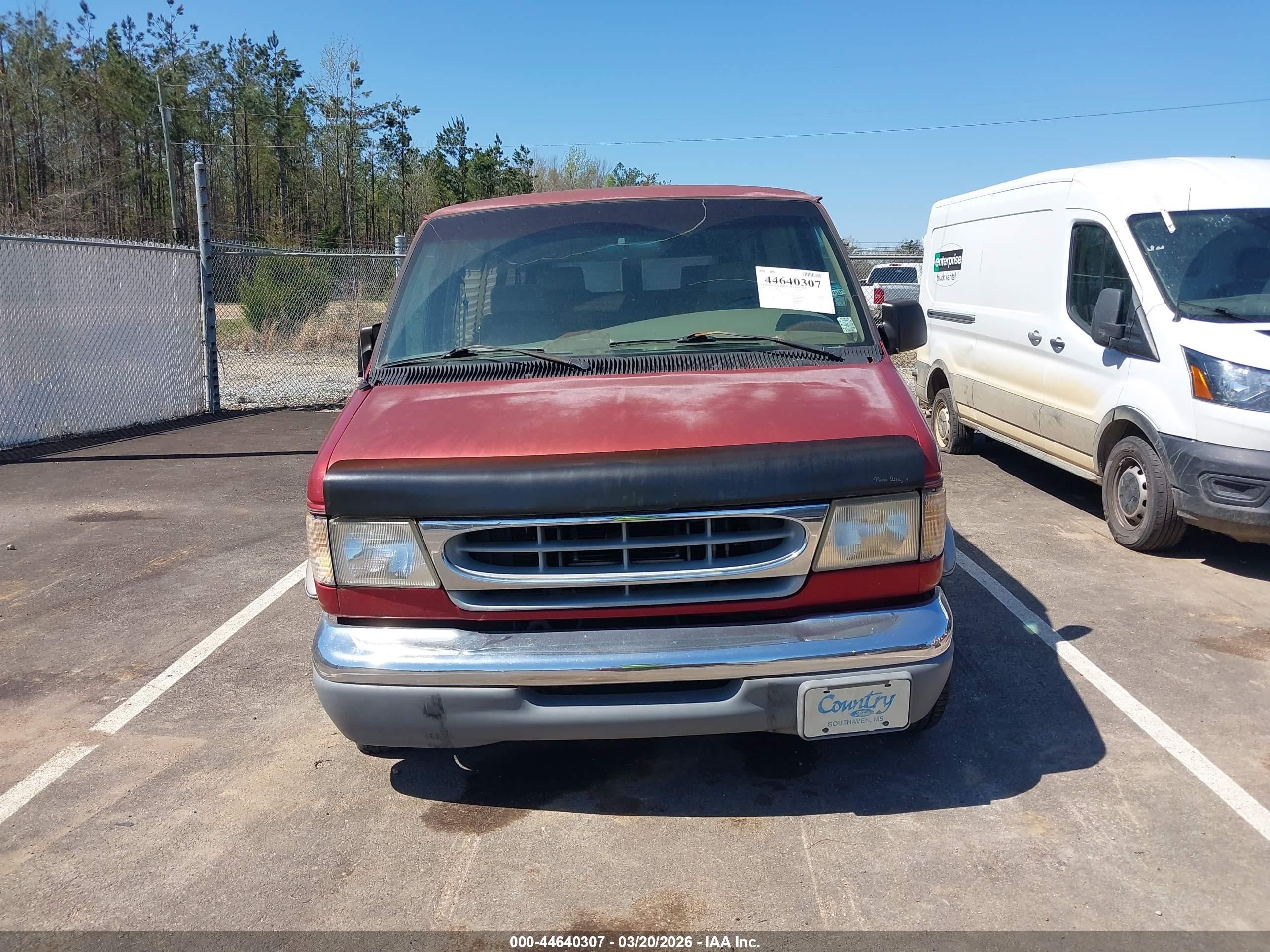1997 Ford E-150   Red vin: 1FDEE1453VHA41562