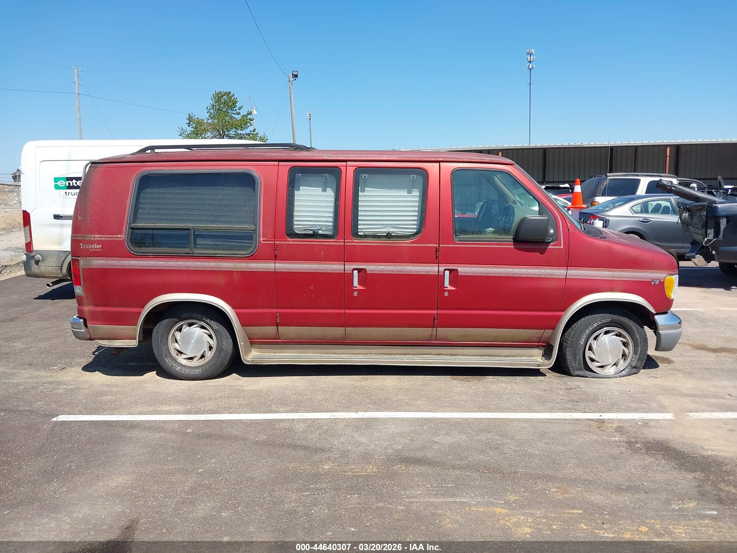 1997 Ford E-150   Red vin: 1FDEE1453VHA41562