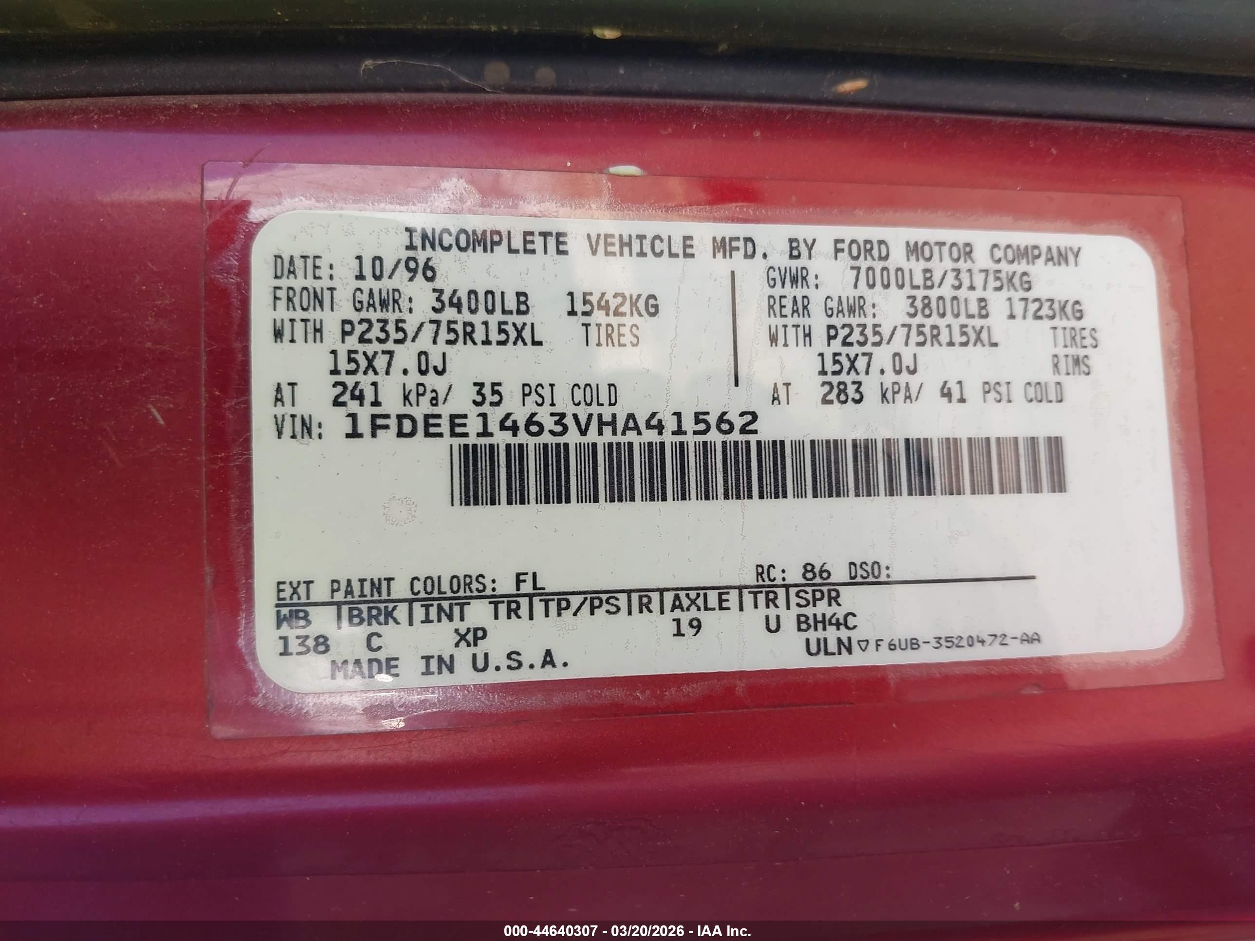 1997 Ford E-150   Red vin: 1FDEE1453VHA41562