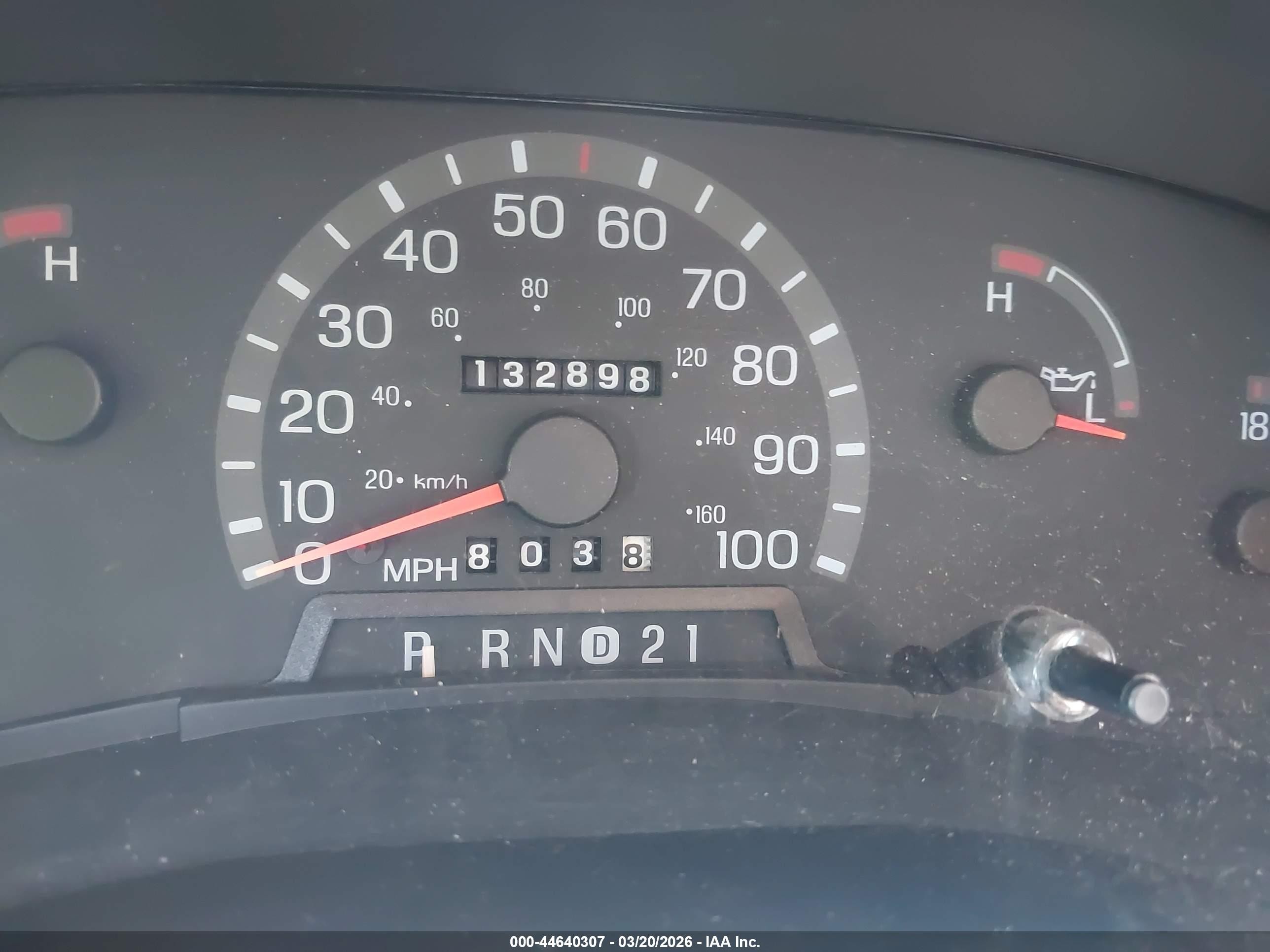 1997 Ford E-150   Red vin: 1FDEE1453VHA41562