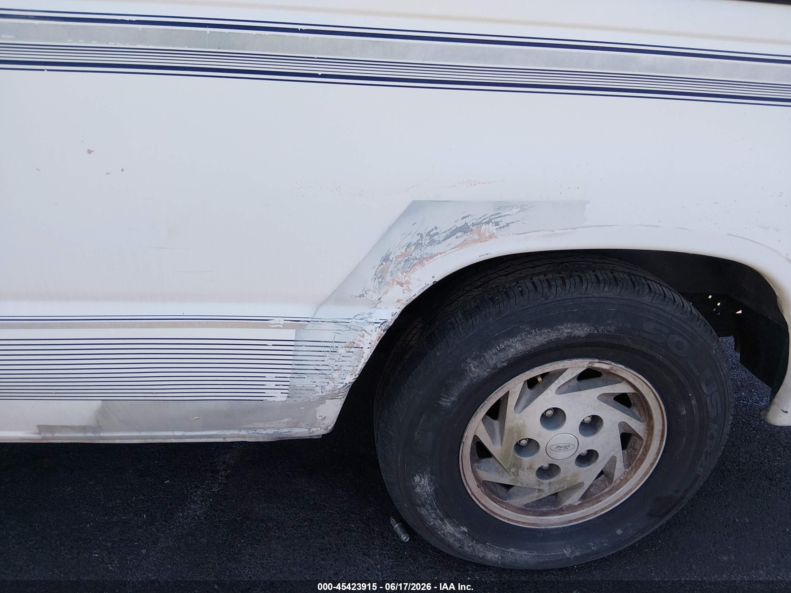 1993 Ford Econoline E150 Van White vin: 1FDEE14H1PHB93859