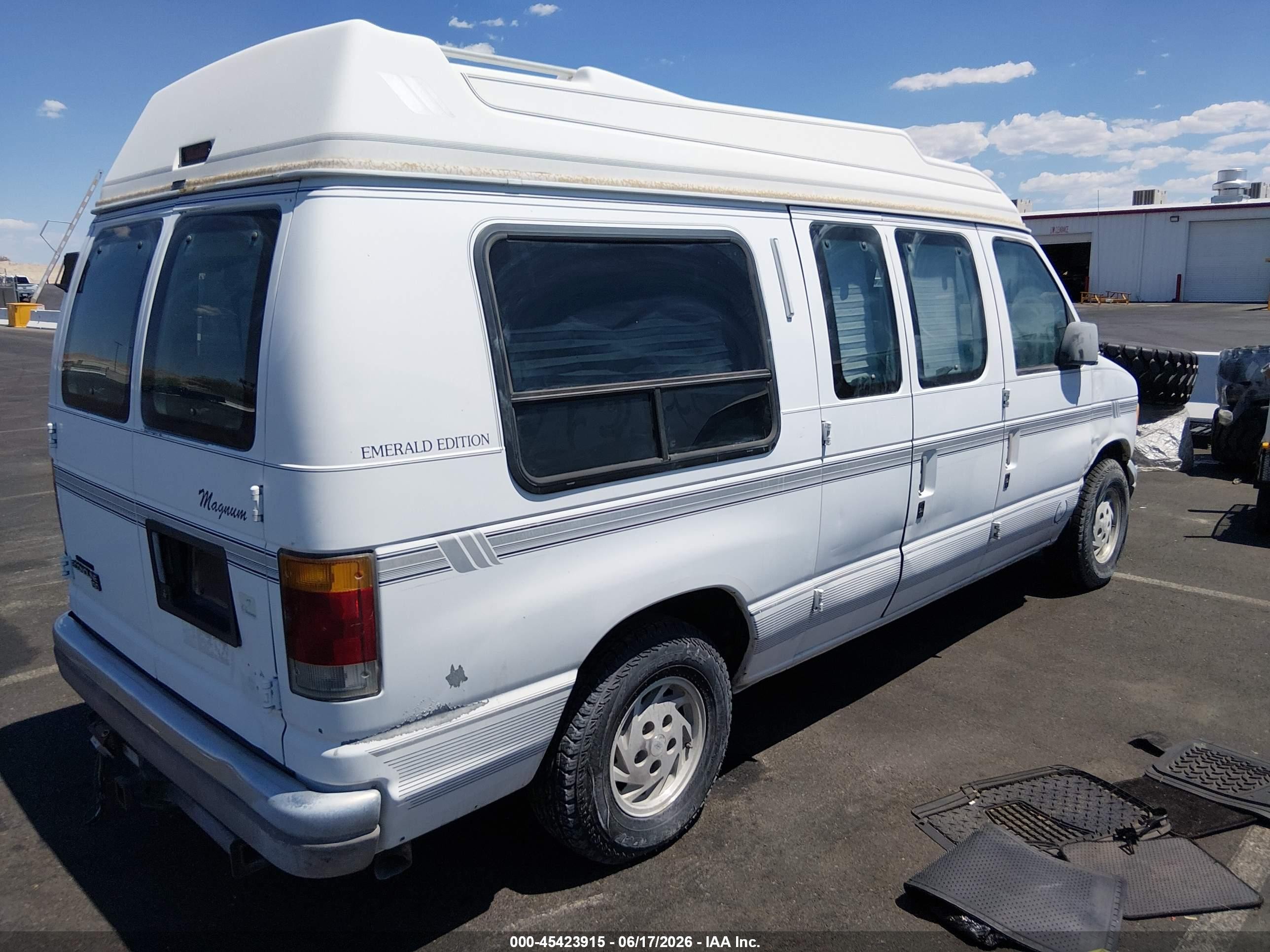 1993 Ford Econoline E150 Van White vin: 1FDEE14H1PHB93859