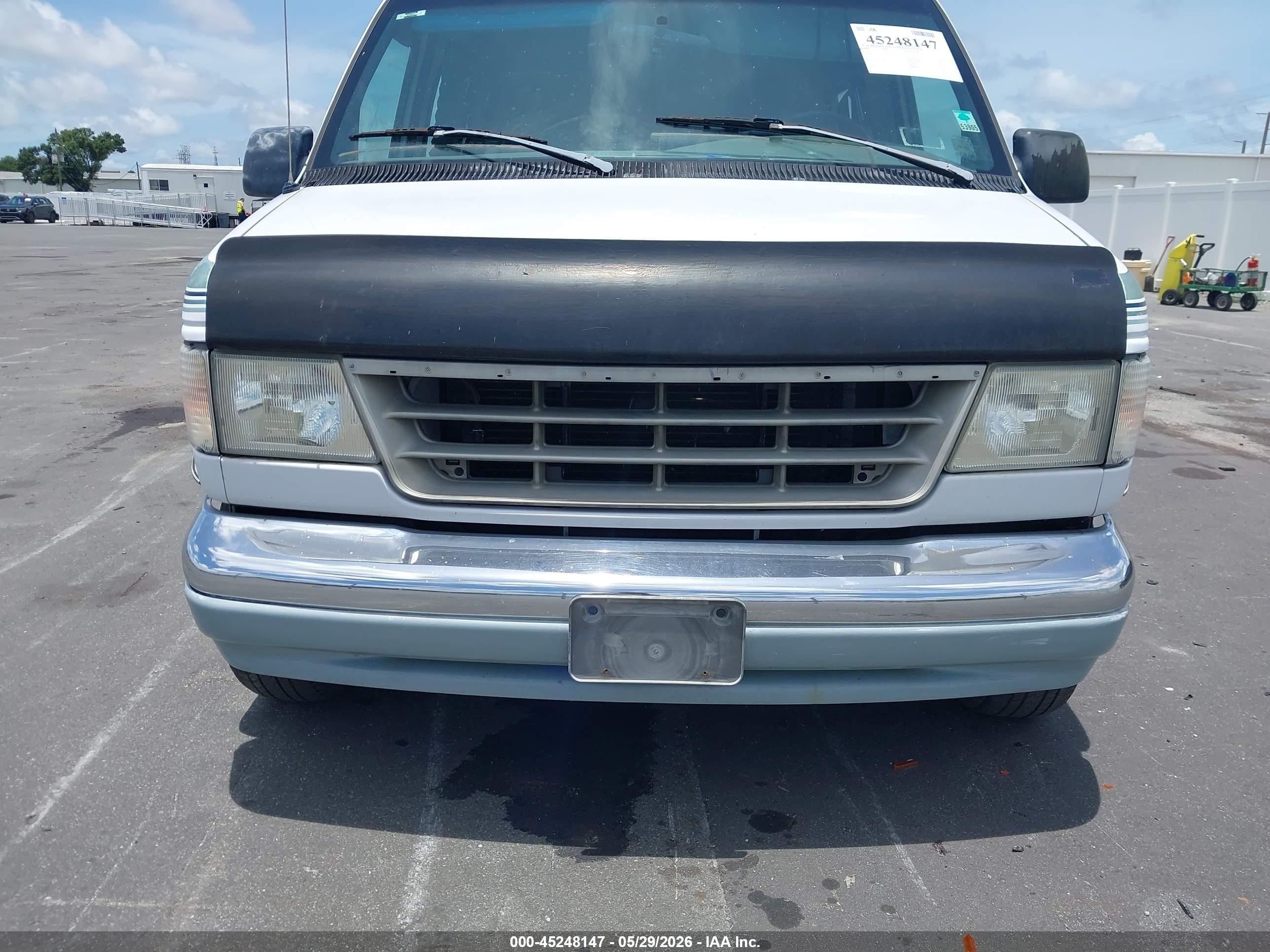 1993 Ford Econoline E150 Van Green vin: 1FDEE14H5PHB54417