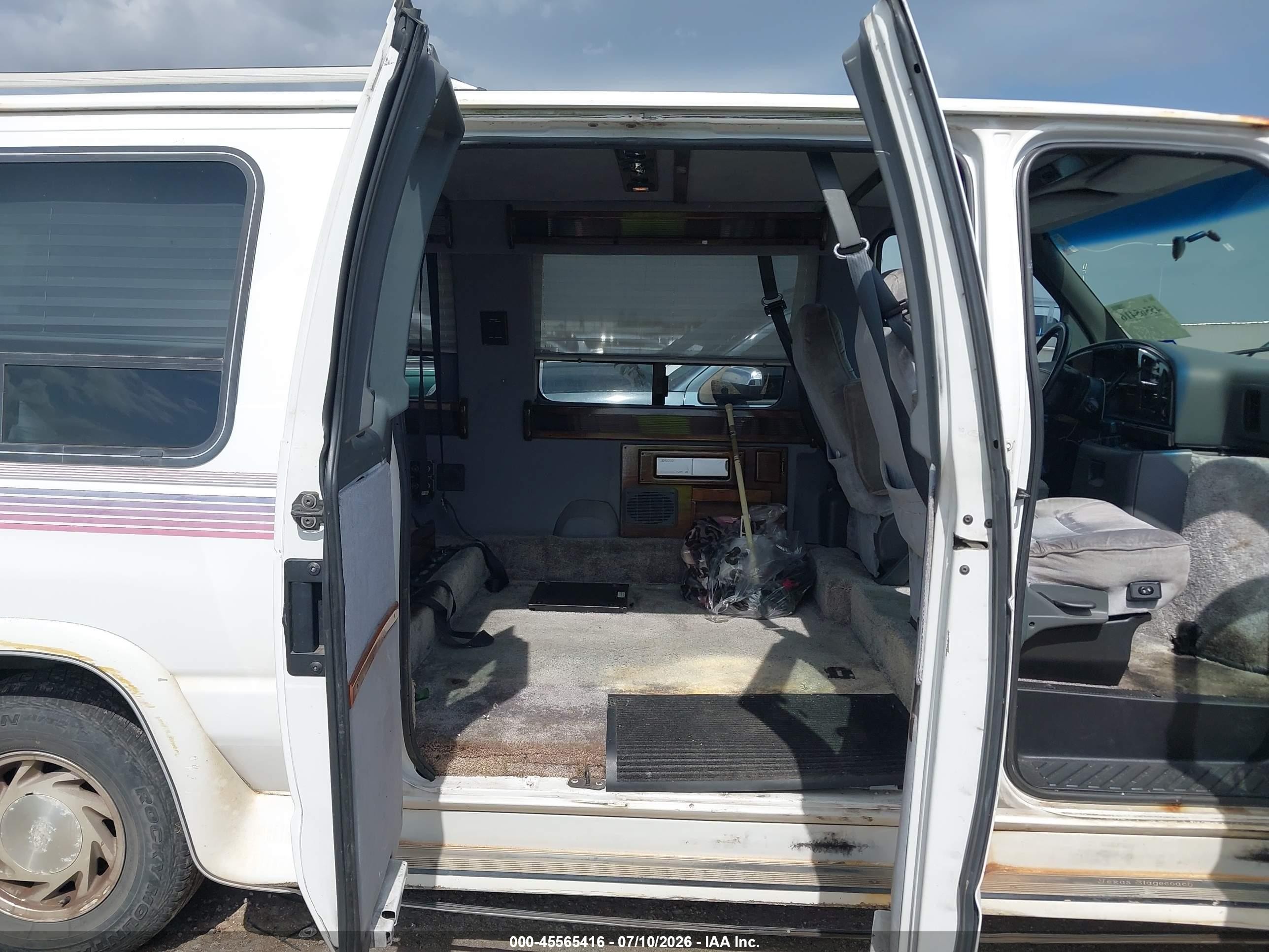 1994 Ford Econoline E150 Van White vin: 1FDEE14H5RHC08480