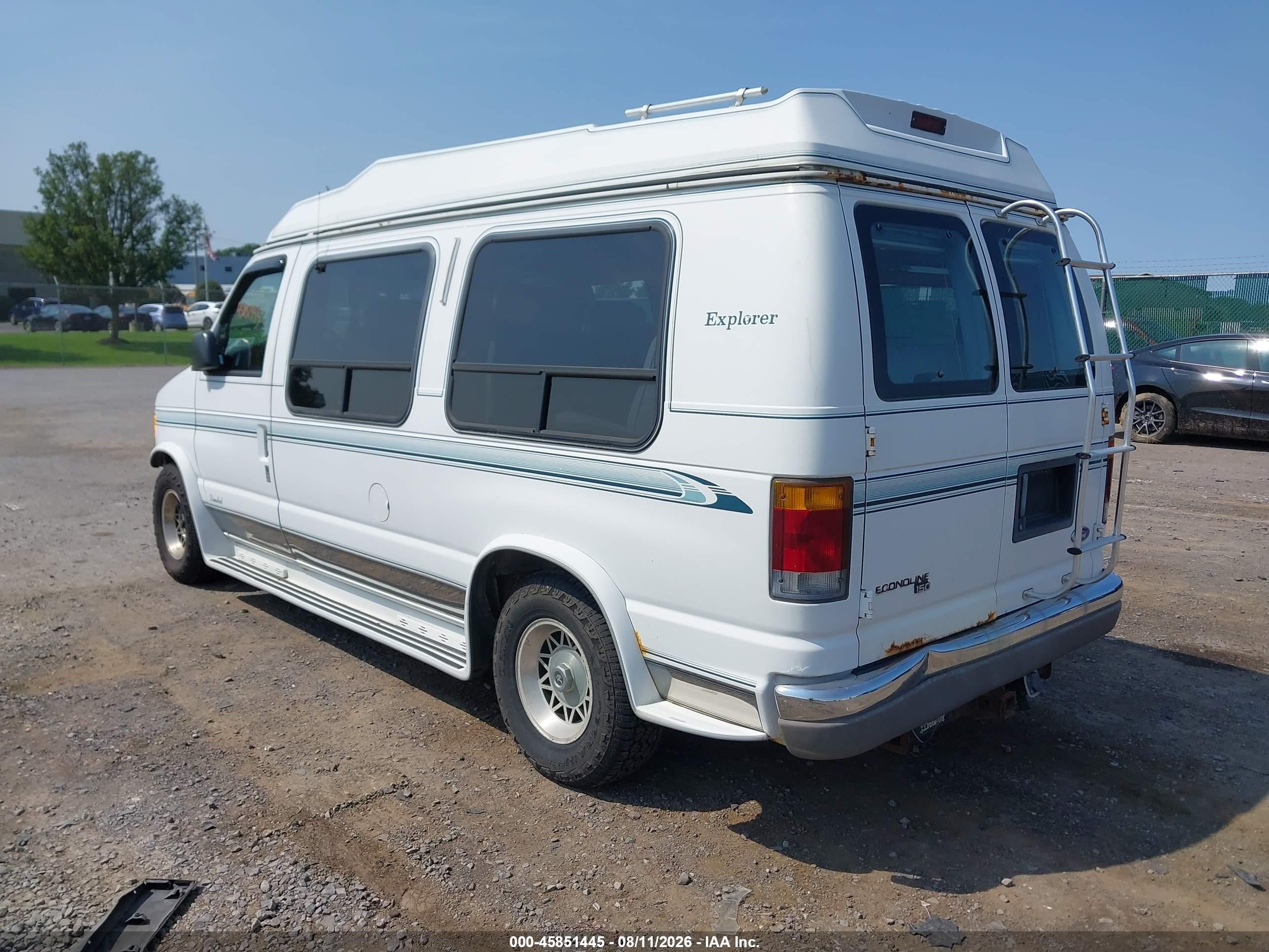 1994 Ford Econoline E150 Van White vin: 1FDEE14H6RHB26211