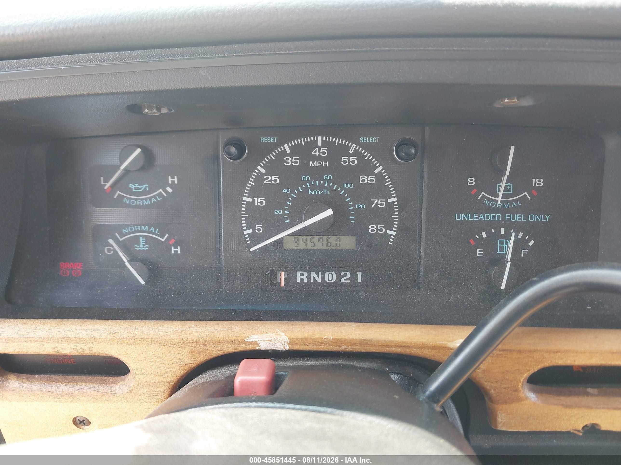 1994 Ford Econoline E150 Van White vin: 1FDEE14H6RHB26211