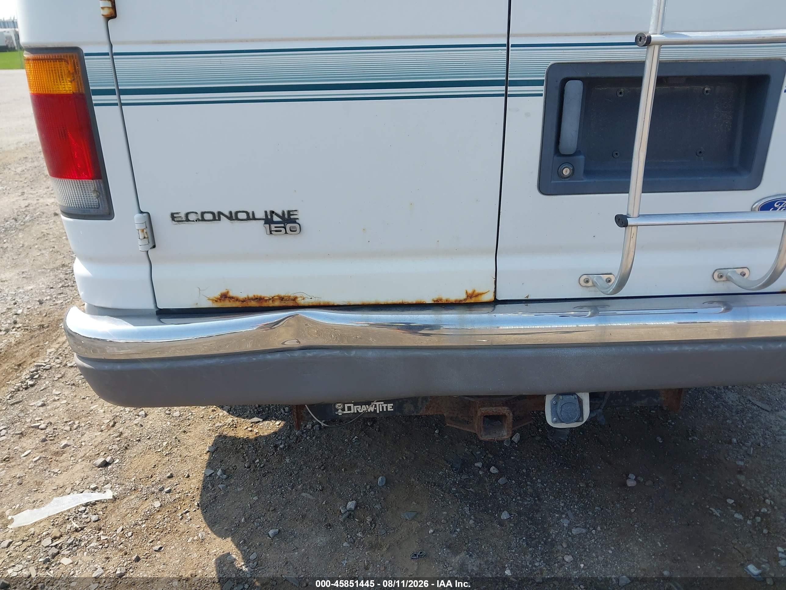 1994 Ford Econoline E150 Van White vin: 1FDEE14H6RHB26211
