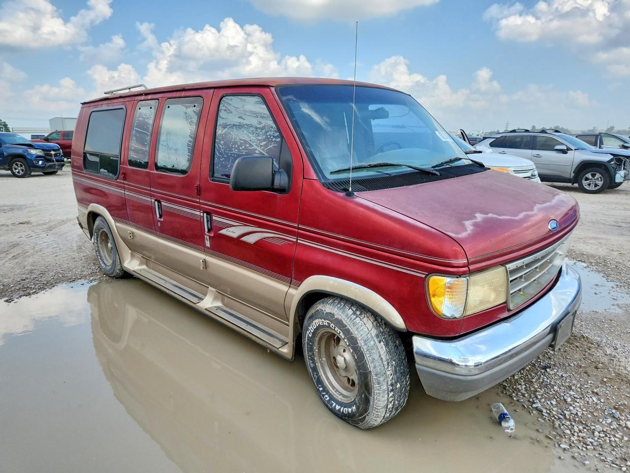 1996 Ford Econoline E150 Van Red vin: 1FDEE14H6THA74473