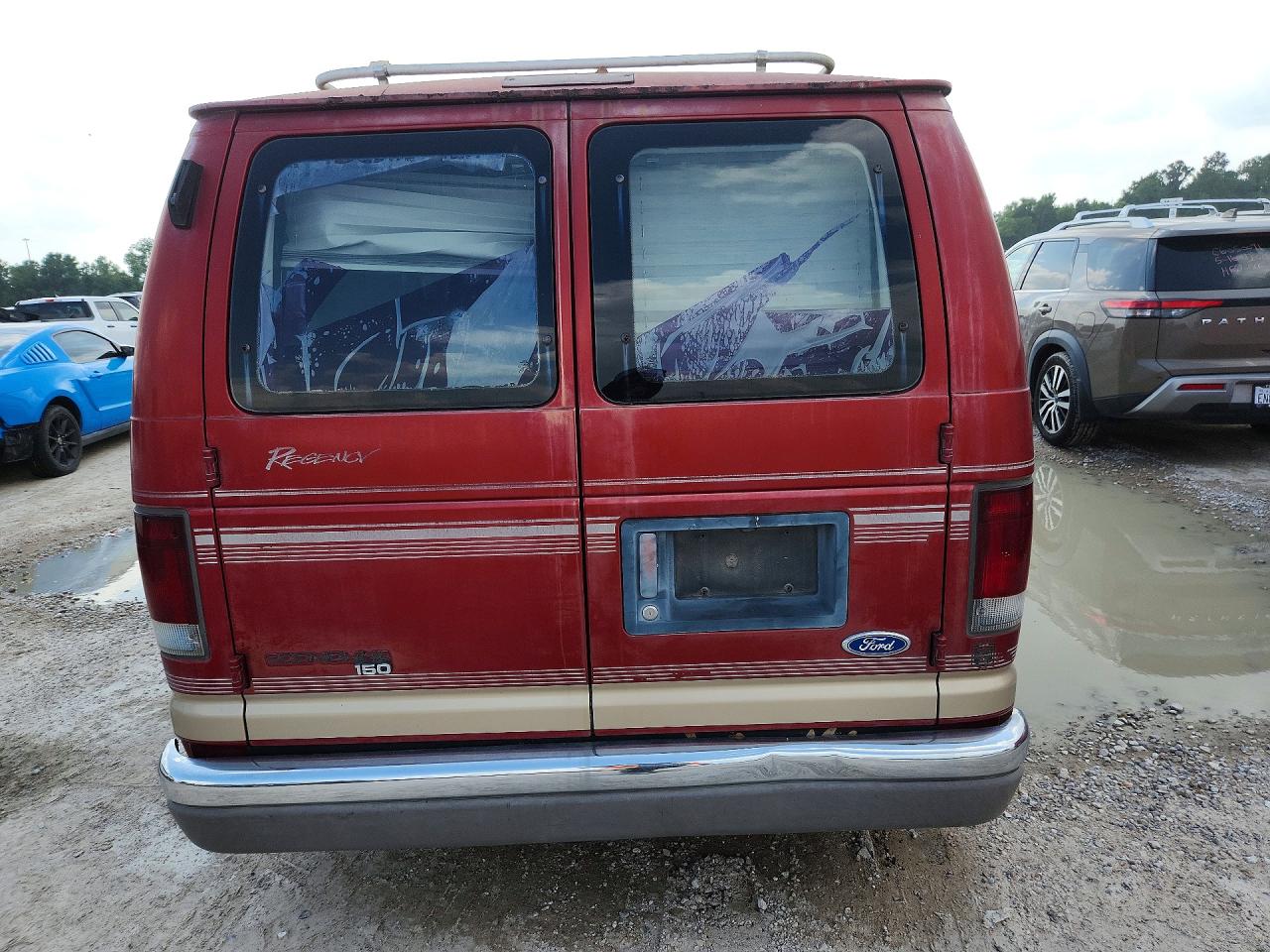 1996 Ford Econoline E150 Van Red vin: 1FDEE14H6THA74473