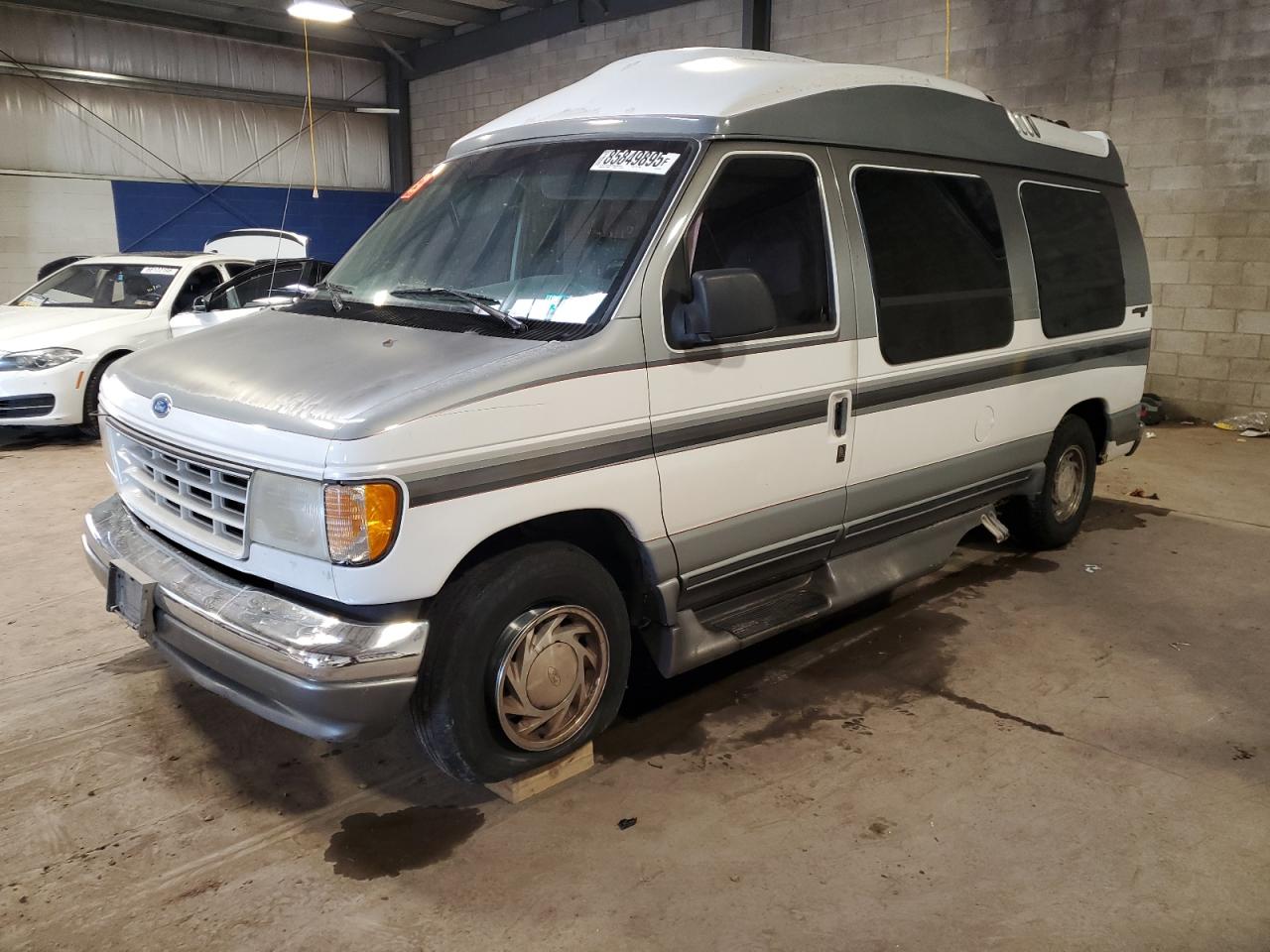 1996 Ford Econoline E150 Van Белый vin: 1FDEE14H8THA54046