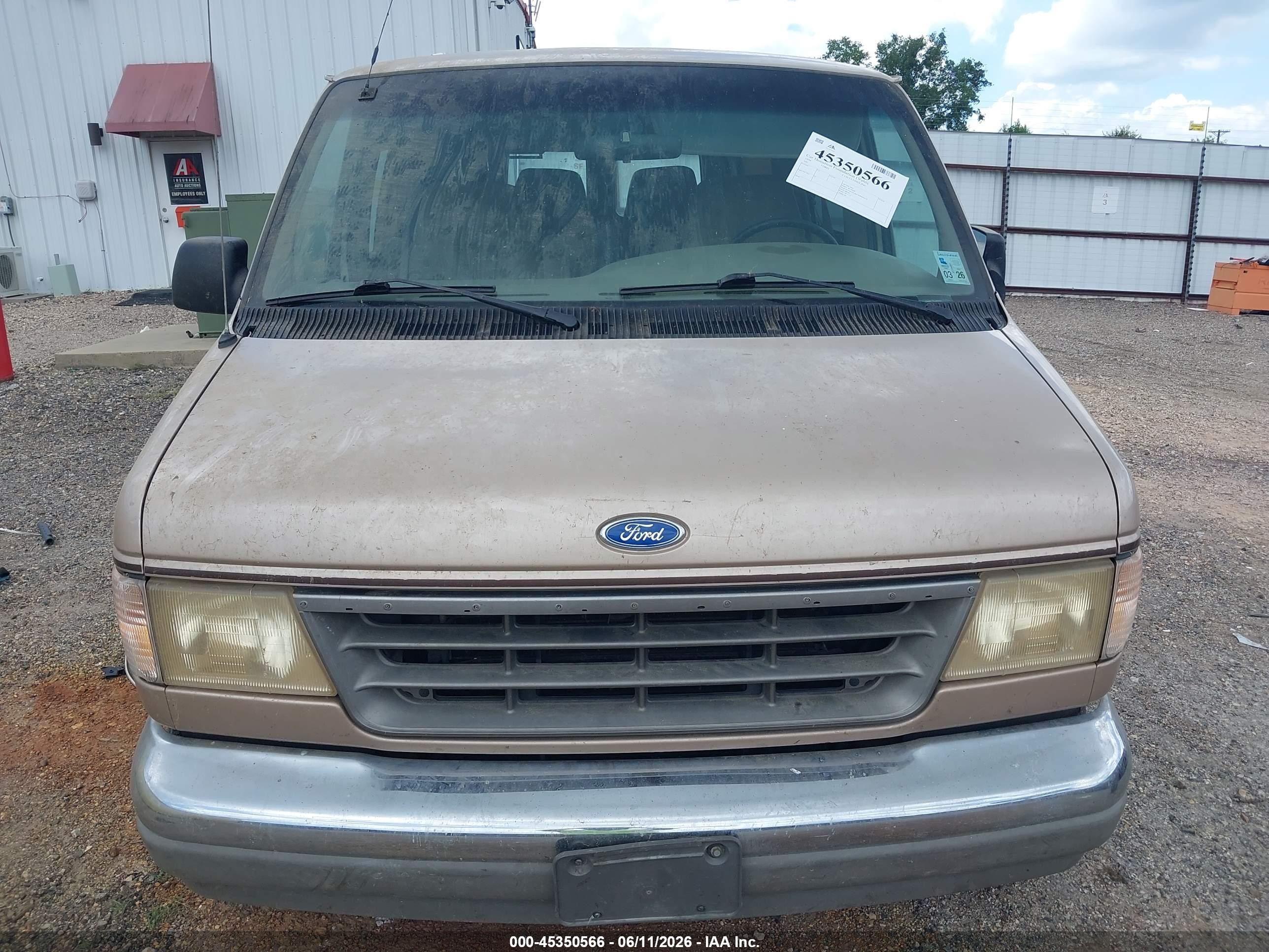 1994 Ford Econoline E150 Van Beige vin: 1FDEE14HXRHB22310