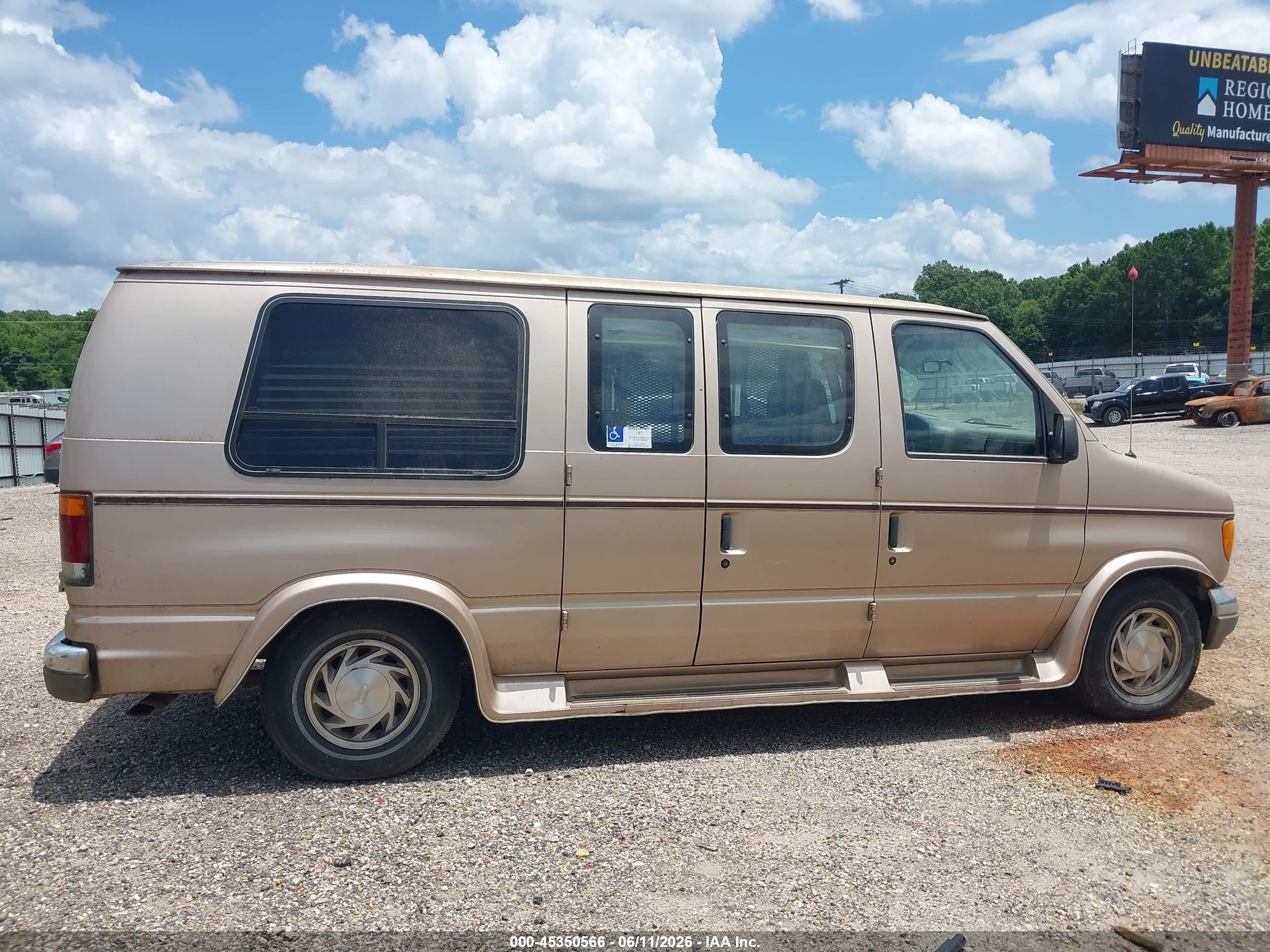1994 Ford Econoline E150 Van Beige vin: 1FDEE14HXRHB22310