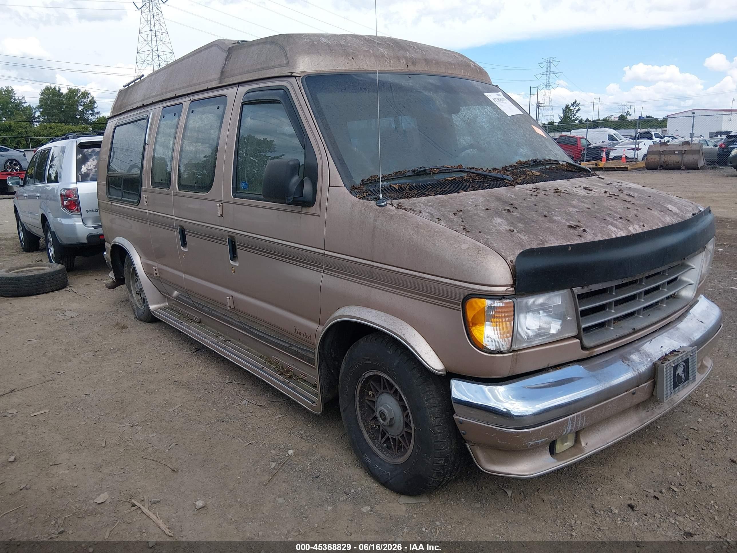 1996 Ford Econoline E150 Van Gold vin: 1FDEE14HXTHB40278