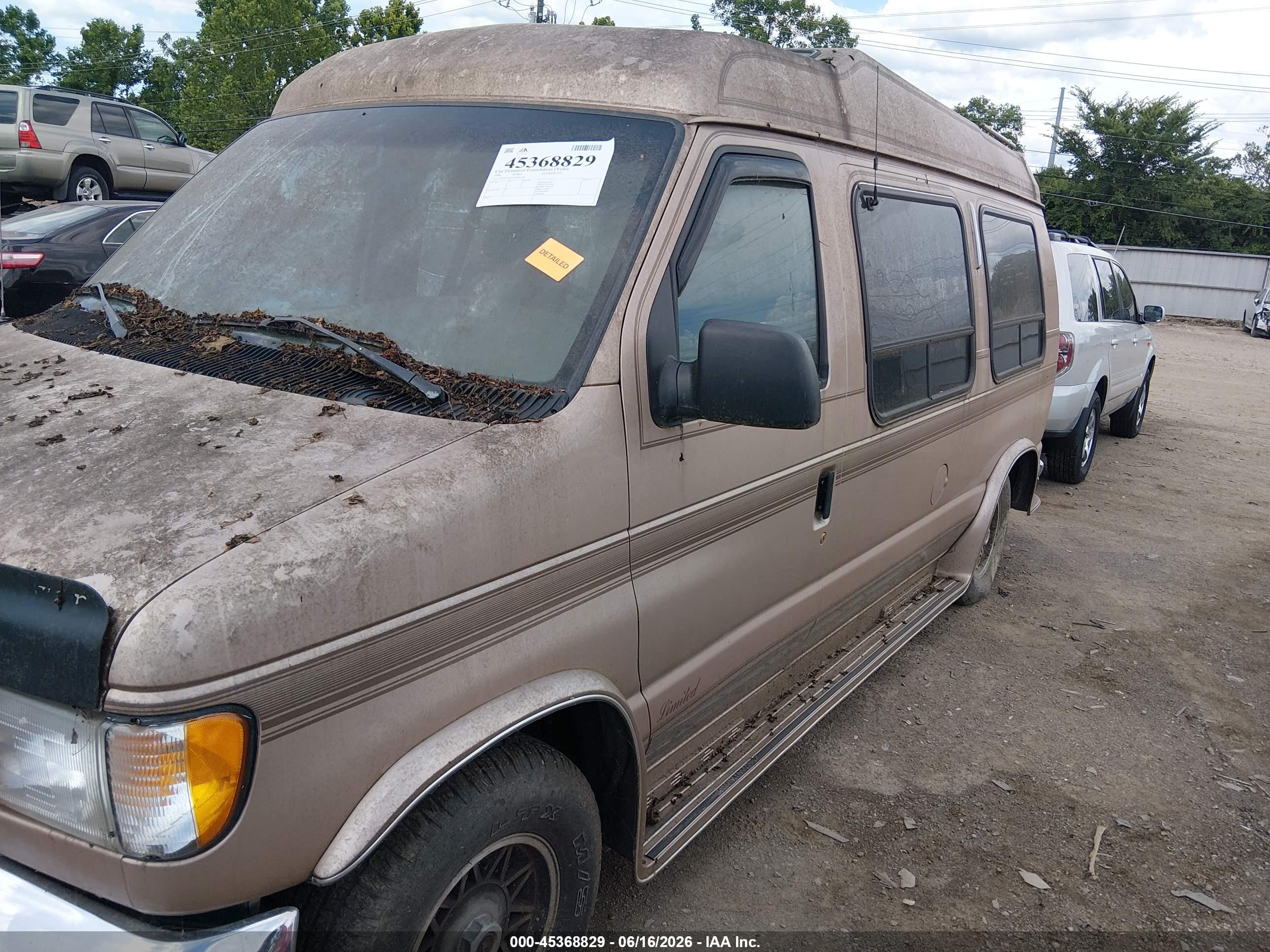 1996 Ford Econoline E150 Van Gold vin: 1FDEE14HXTHB40278