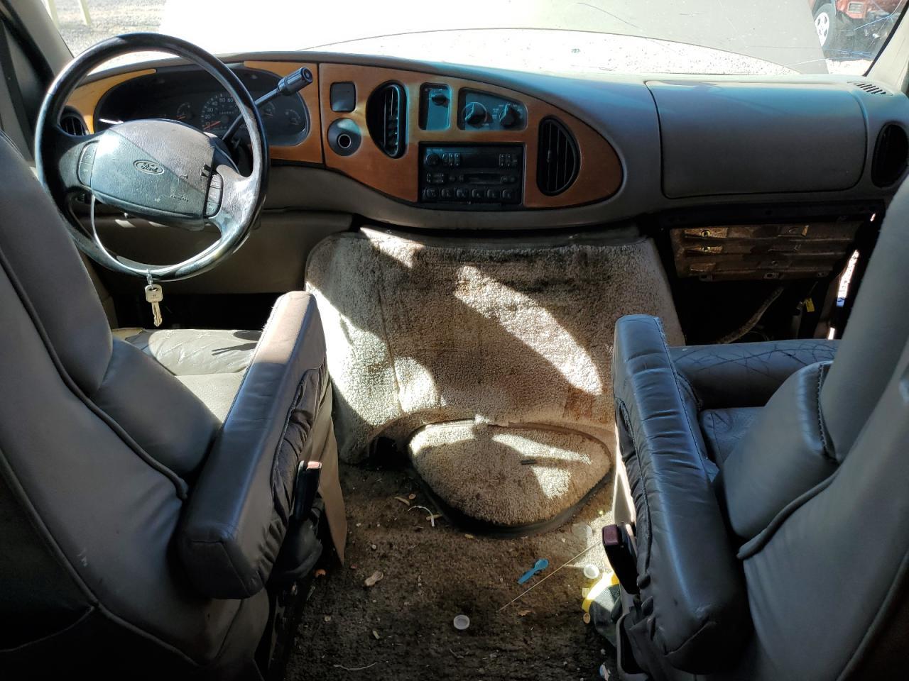 1997 Ford Econoline E150 Van Tan vin: 1FDEE14L1VHA04015