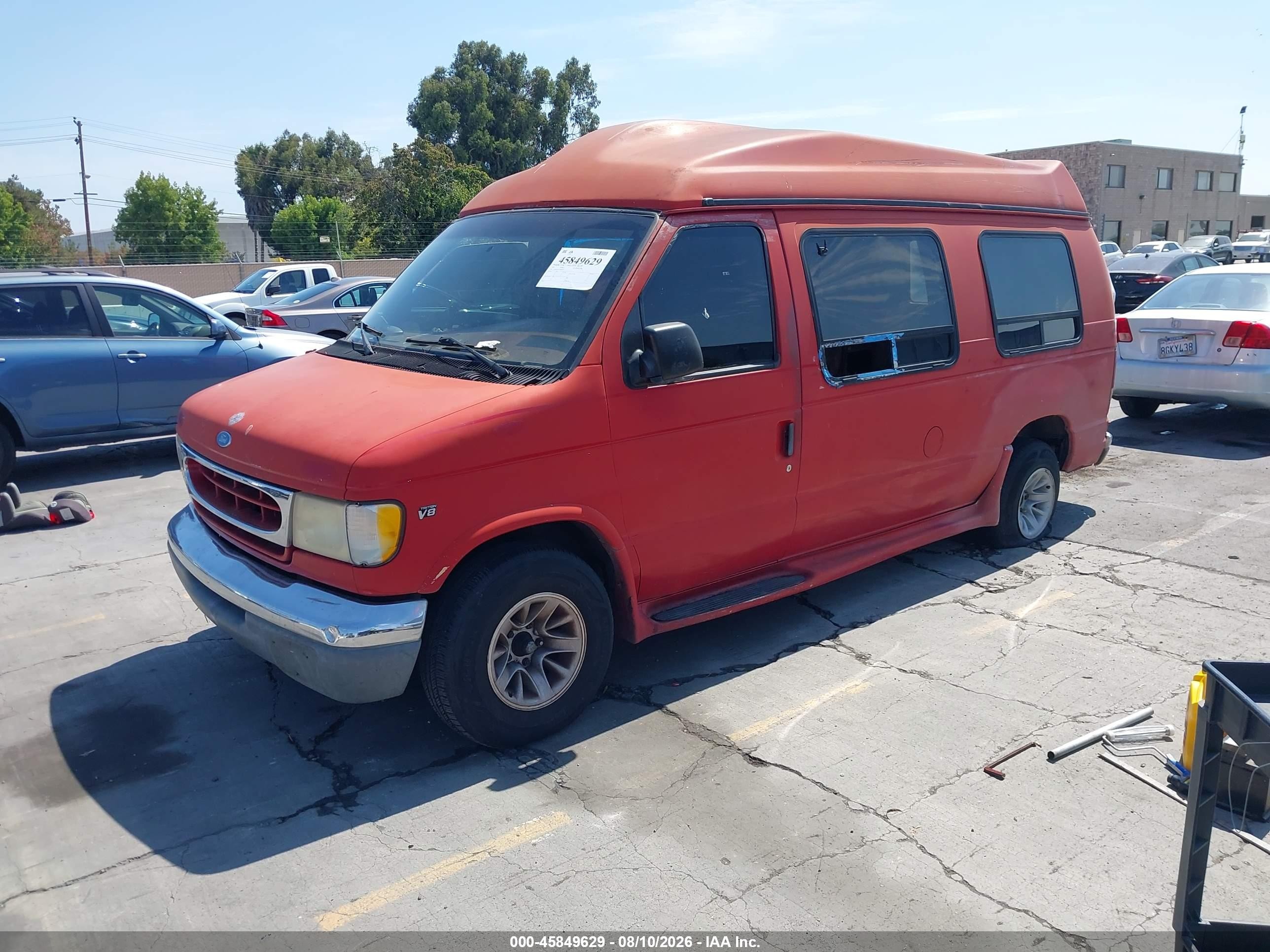 1997 Ford Econoline Standard Red vin: 1FDEE14L3VHB80919