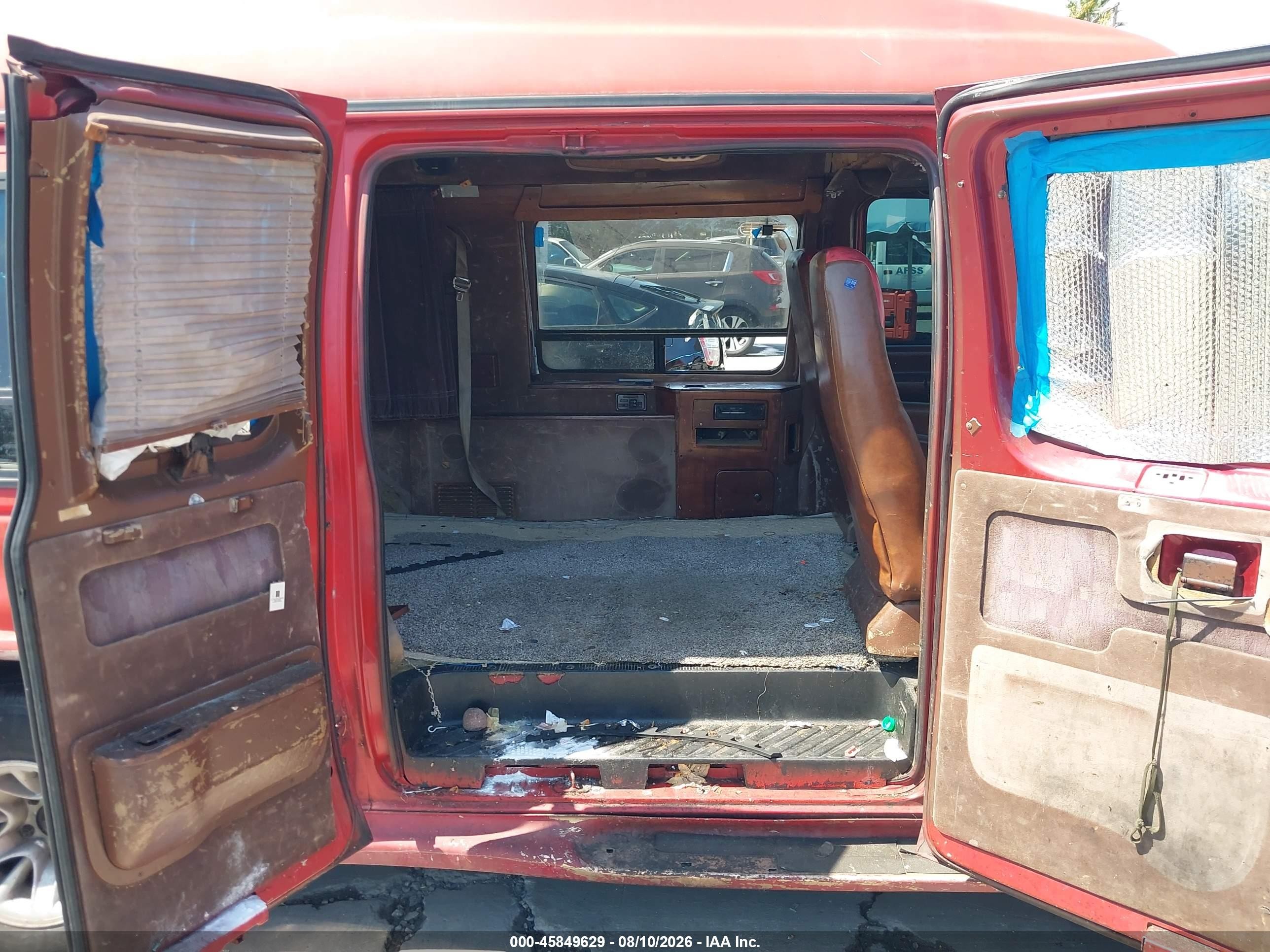 1997 Ford Econoline Standard Red vin: 1FDEE14L3VHB80919