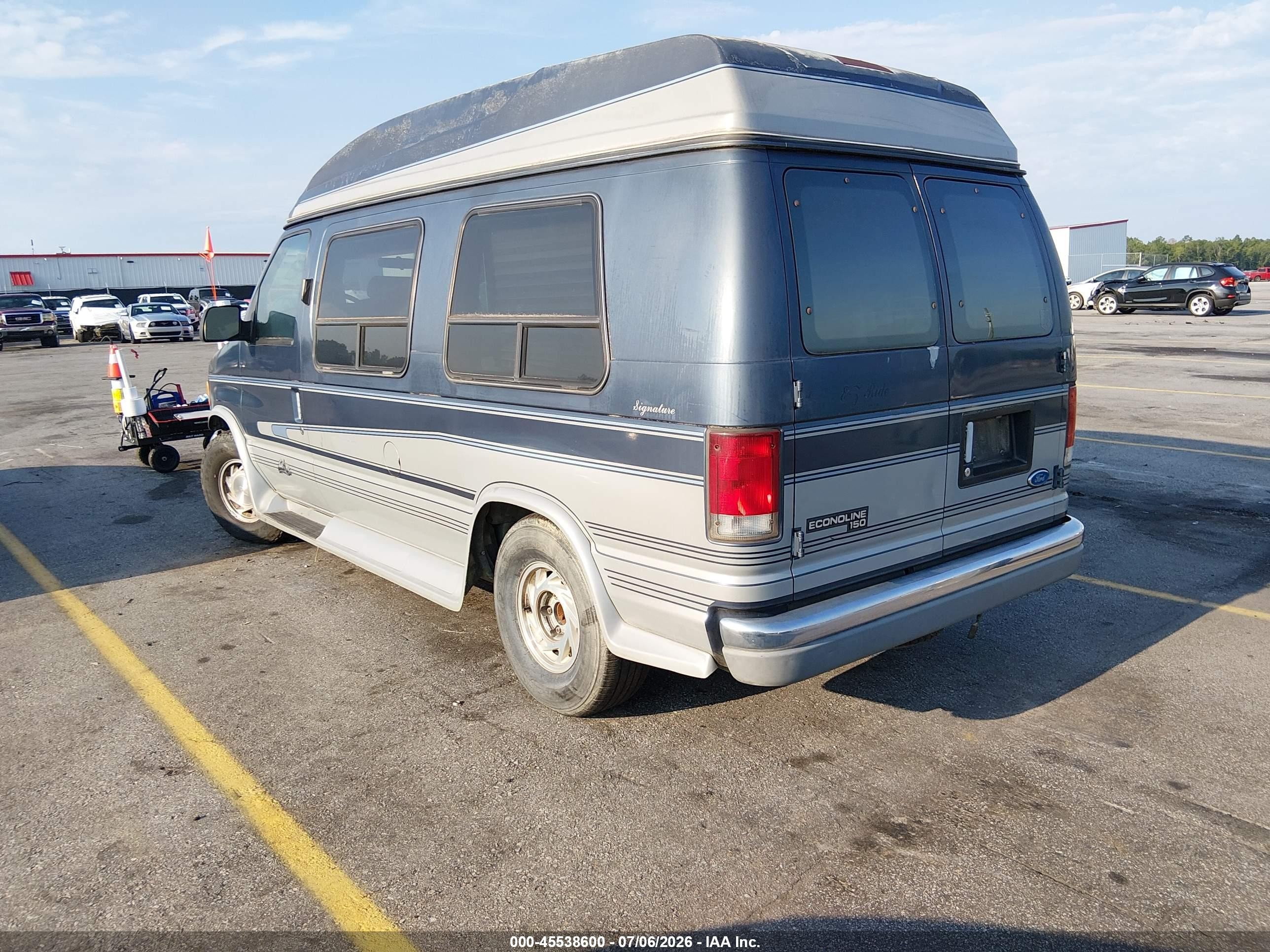1997 Ford Econoline Standard Blue vin: 1FDEE14L8VHB54803