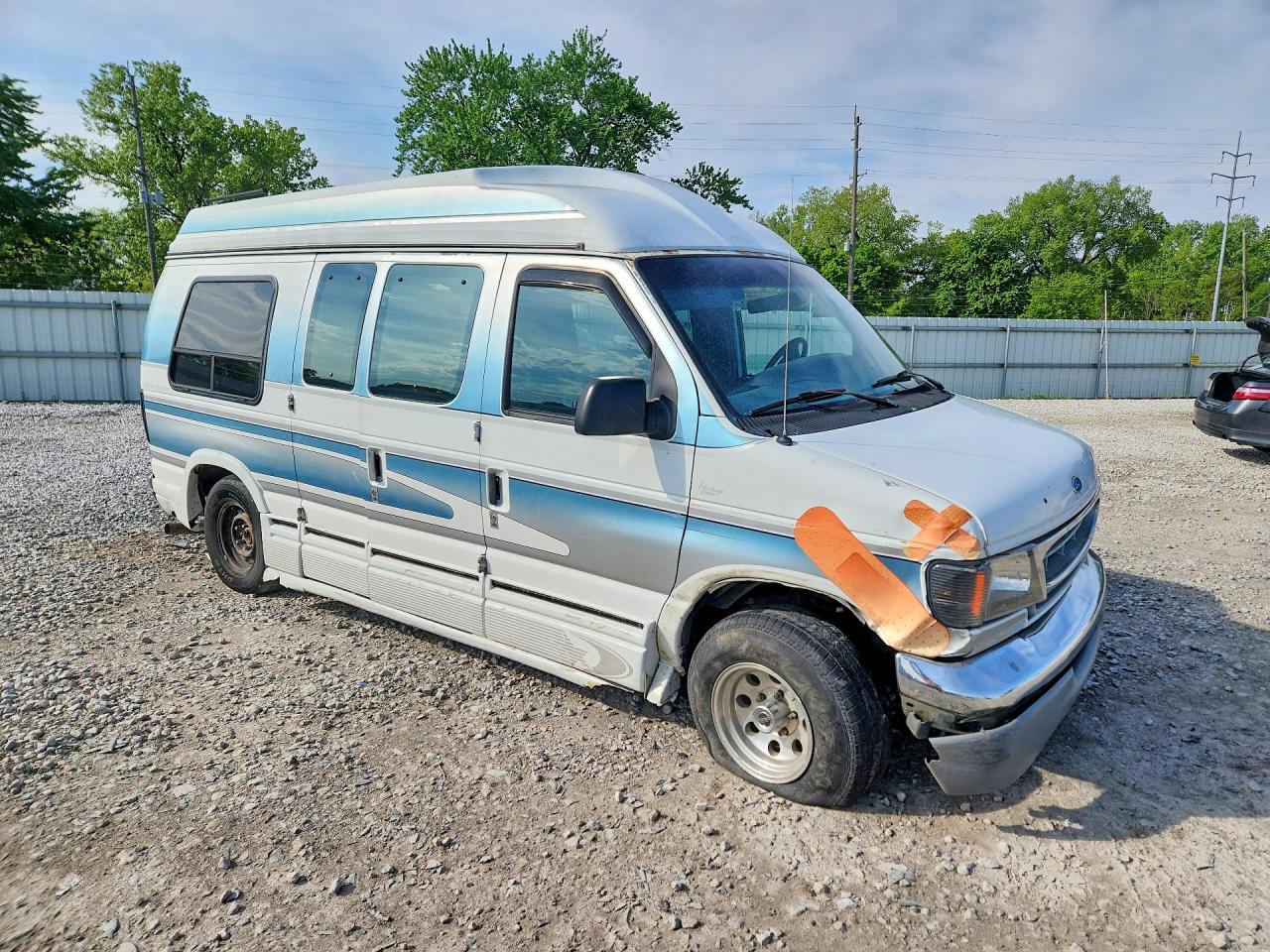 1997 Ford Econoline White vin: 1FDEE14L9VHA27879