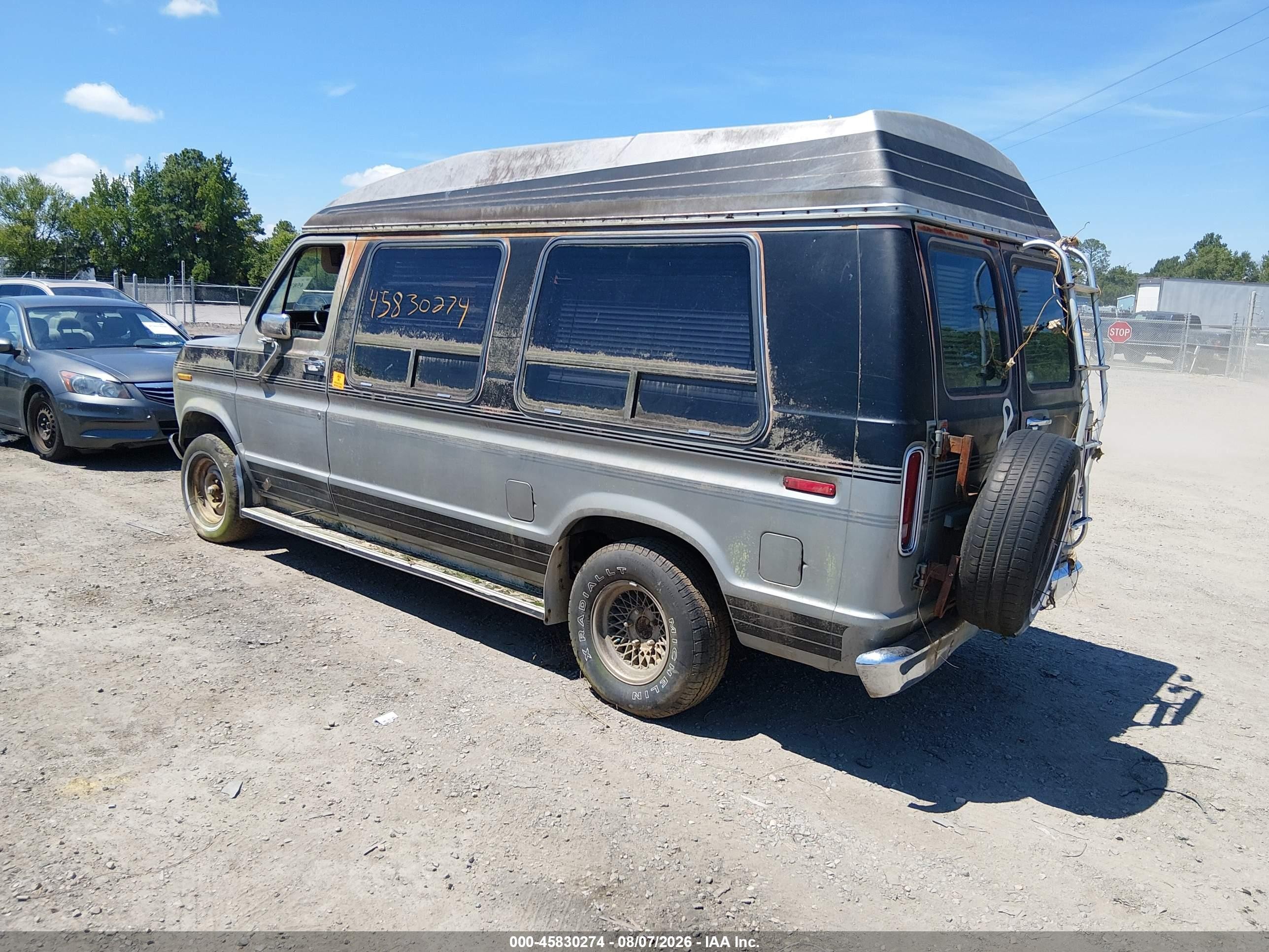 1989 Ford Econoline E150 Van Gray vin: 1FDEE14N0KHB15930
