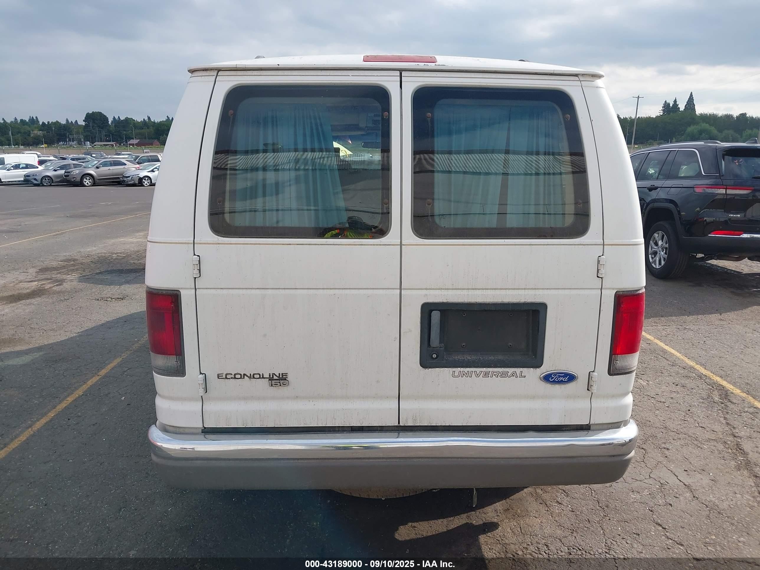 1995 Ford Econoline E150 Van White vin: 1FDEE14N0SHB51469