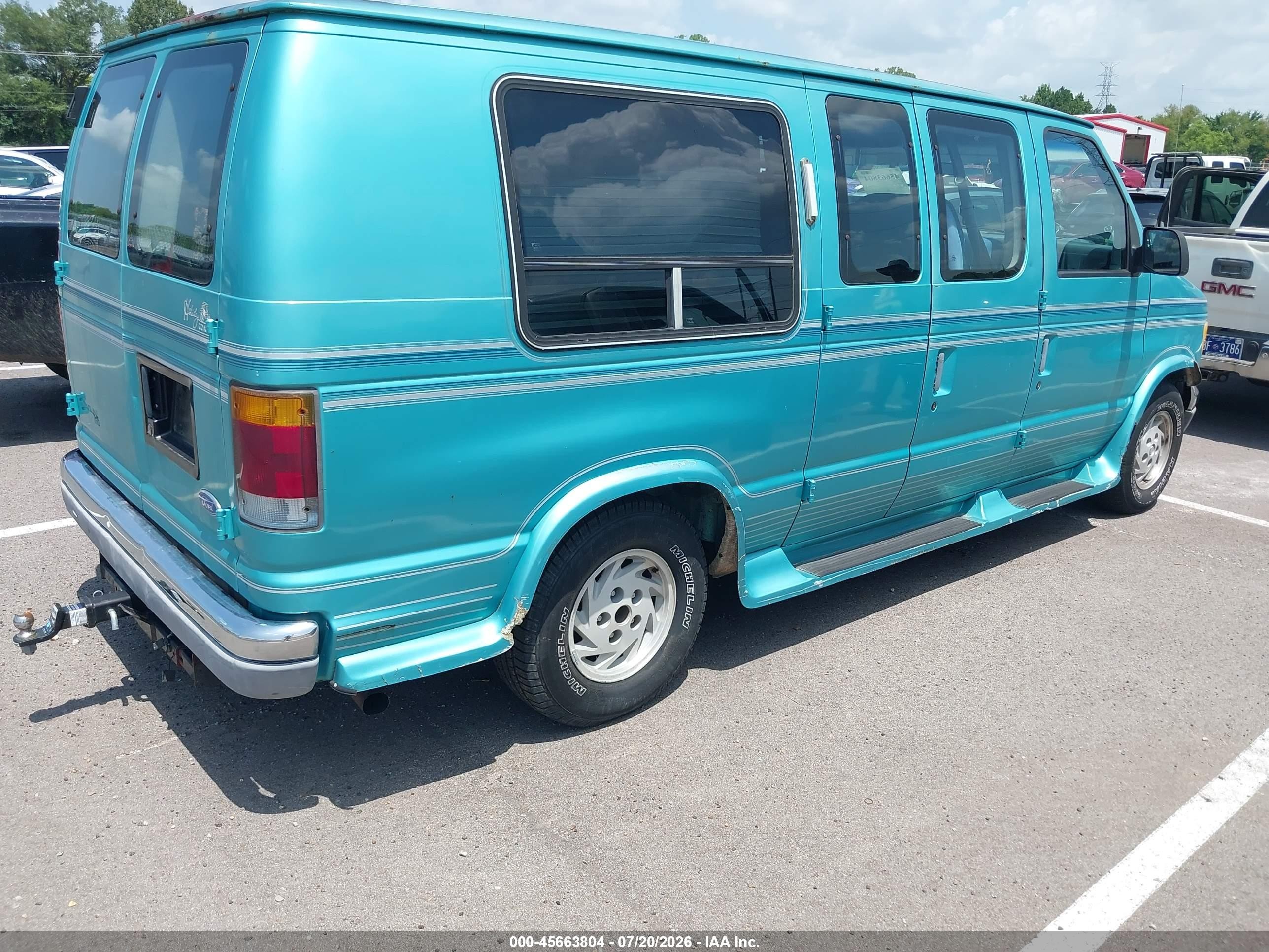 1994 Ford Econoline E150 Van Green vin: 1FDEE14N4RHA65852