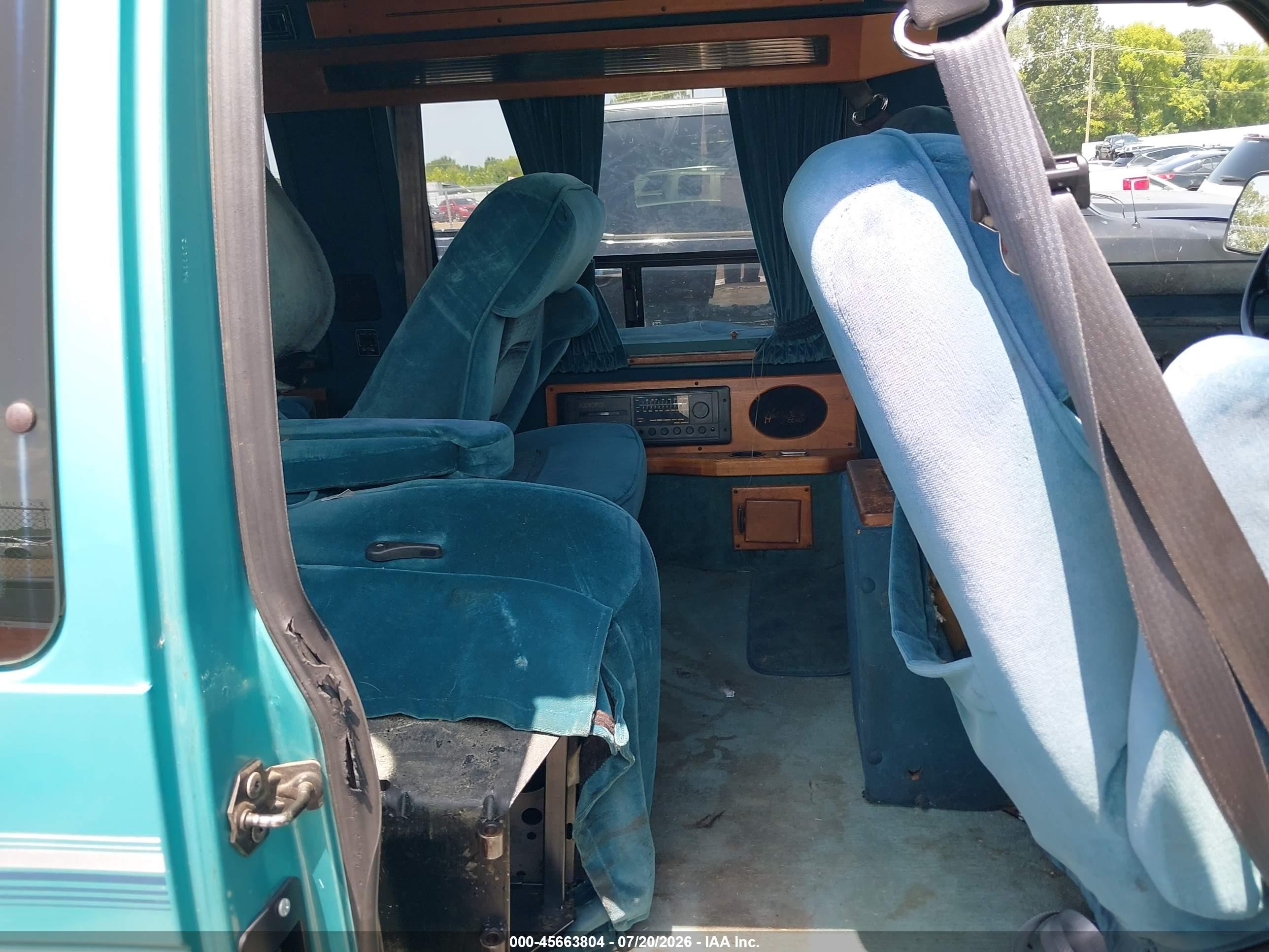 1994 Ford Econoline E150 Van Green vin: 1FDEE14N4RHA65852